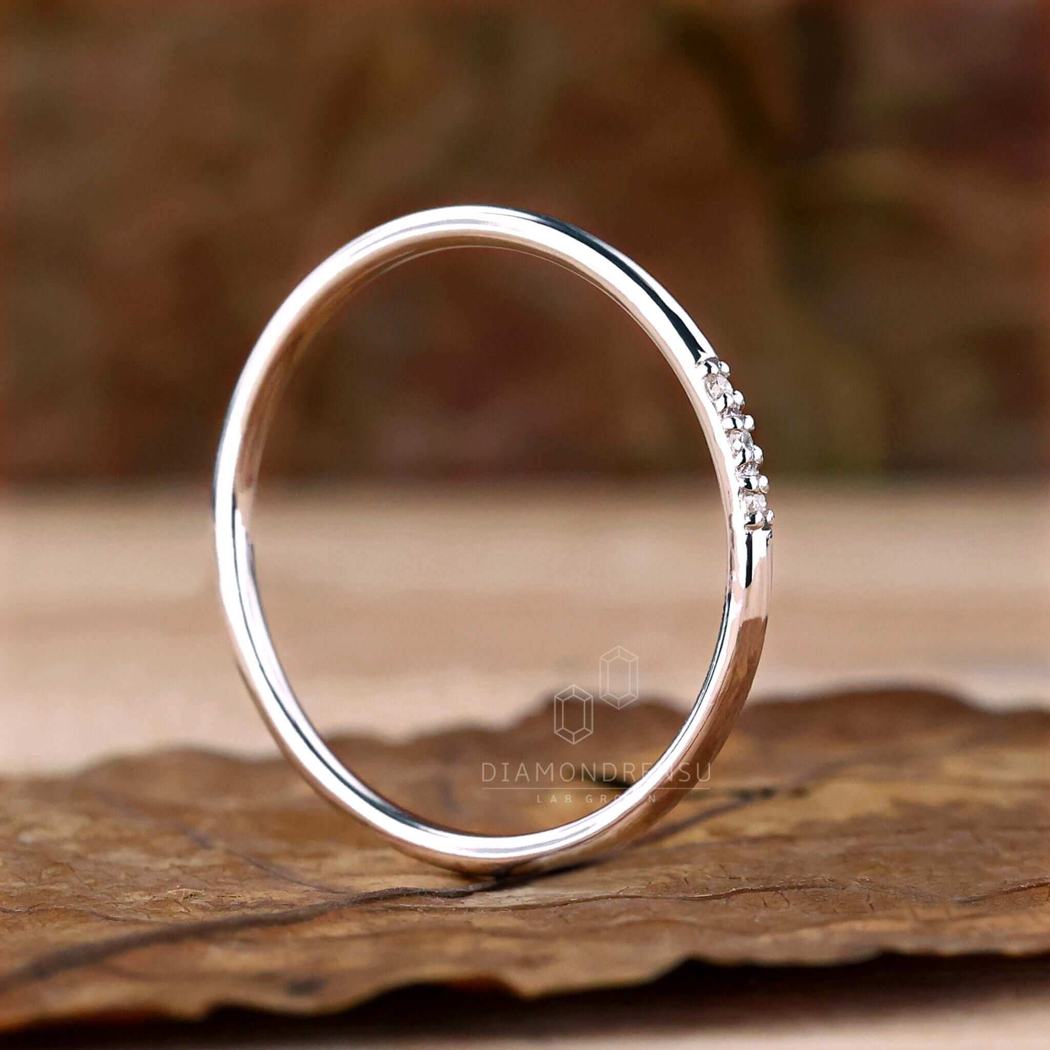 customized wedding band