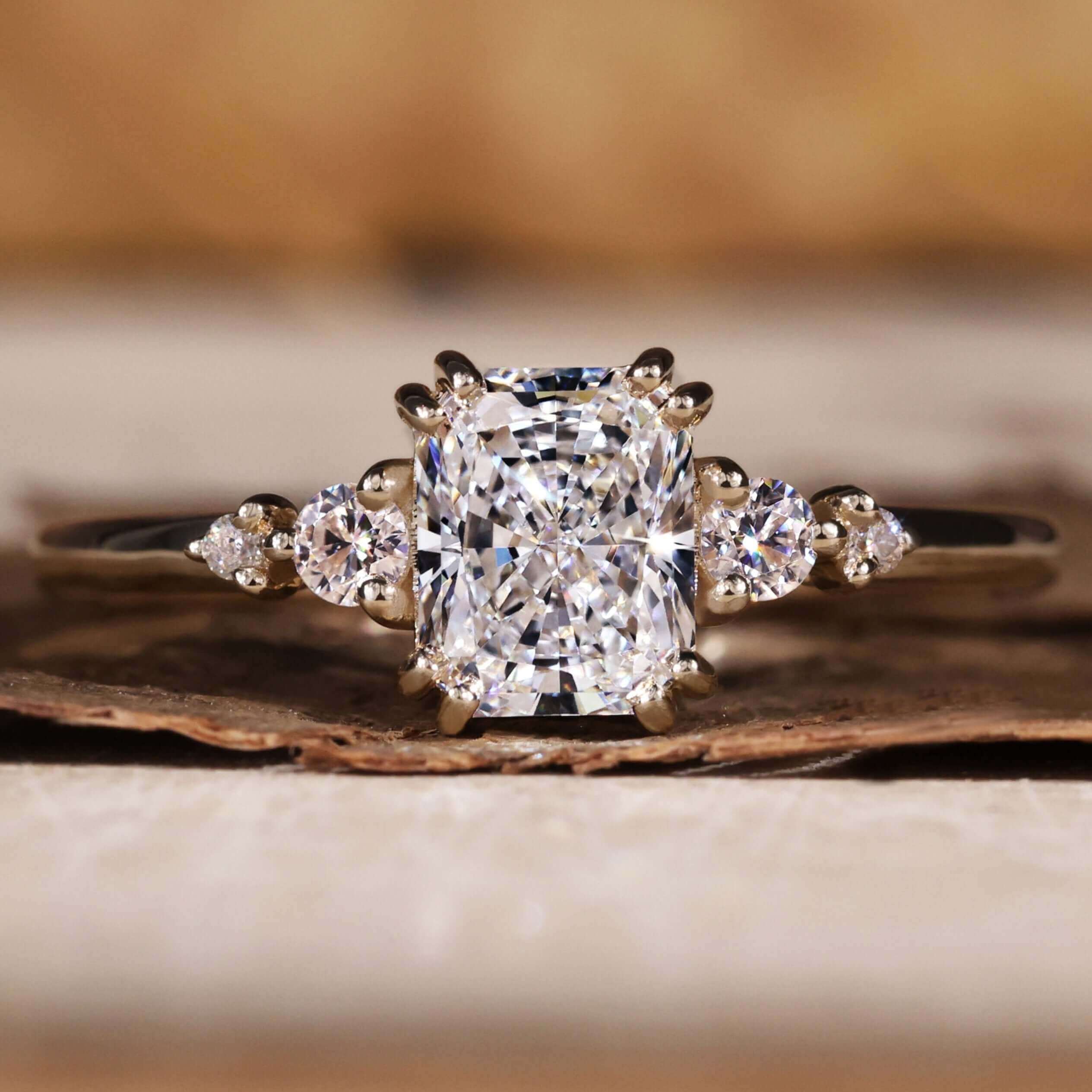 vintage engagement ring - diamondrensu