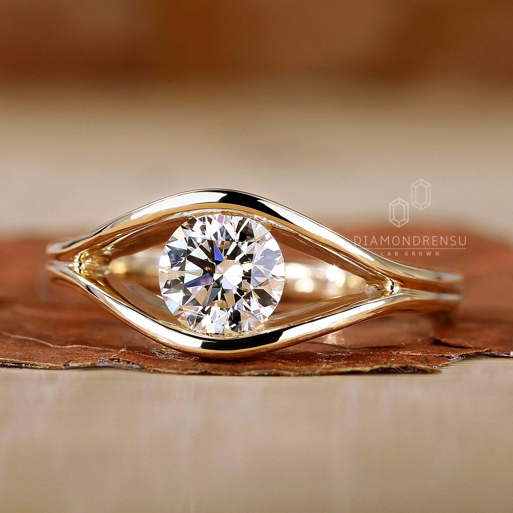 solitaire engagement ring