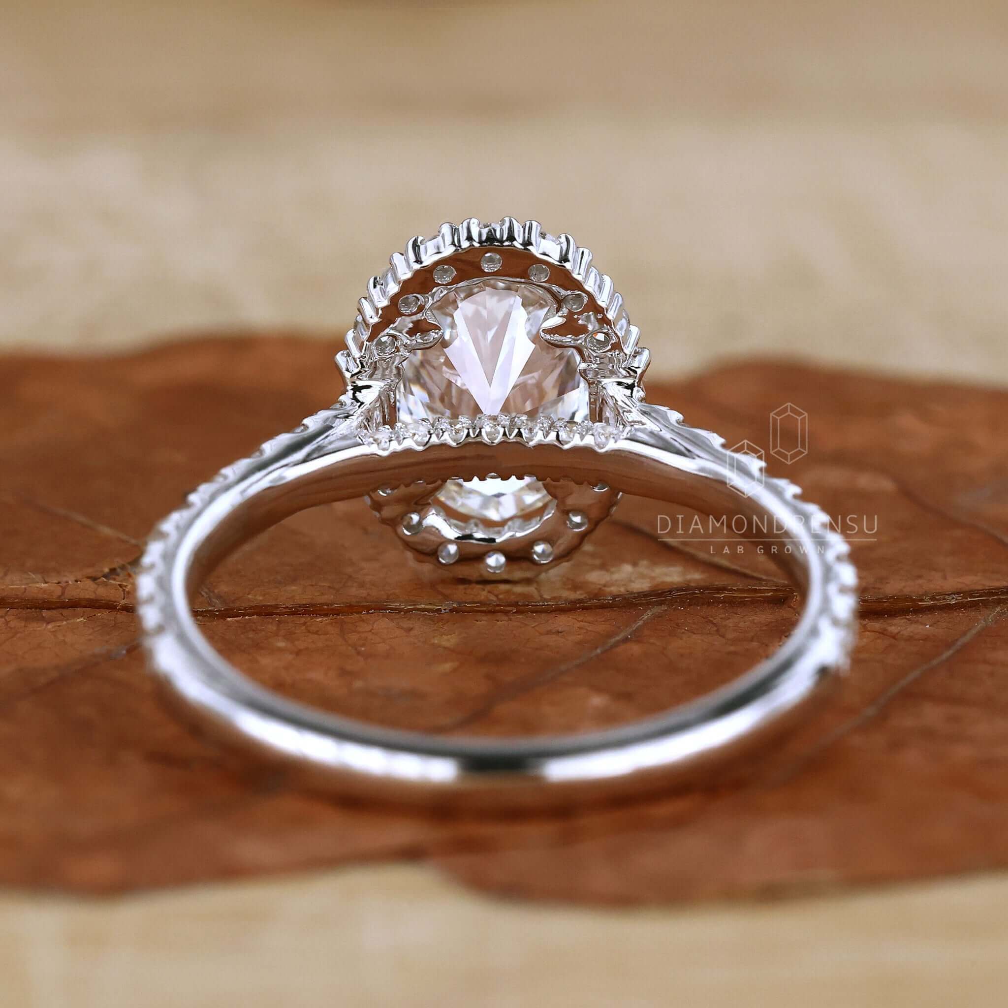 1 Carat Oval Diamond Ring in a Beautiful Jewelry Box