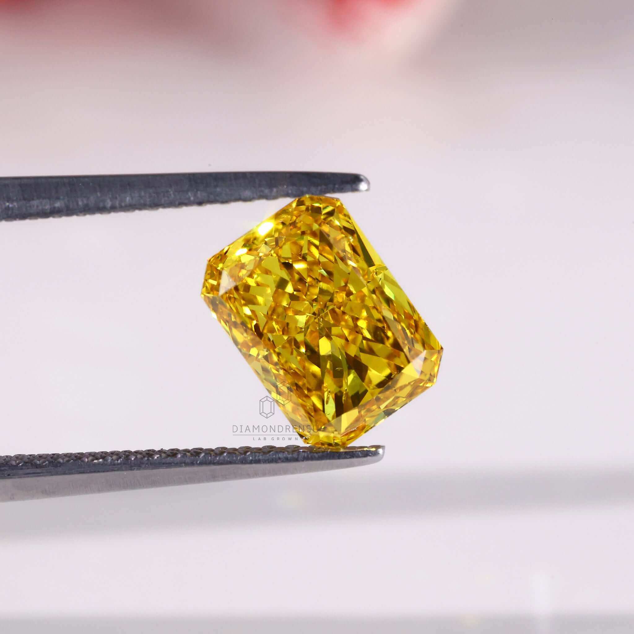 radiant cut diamond