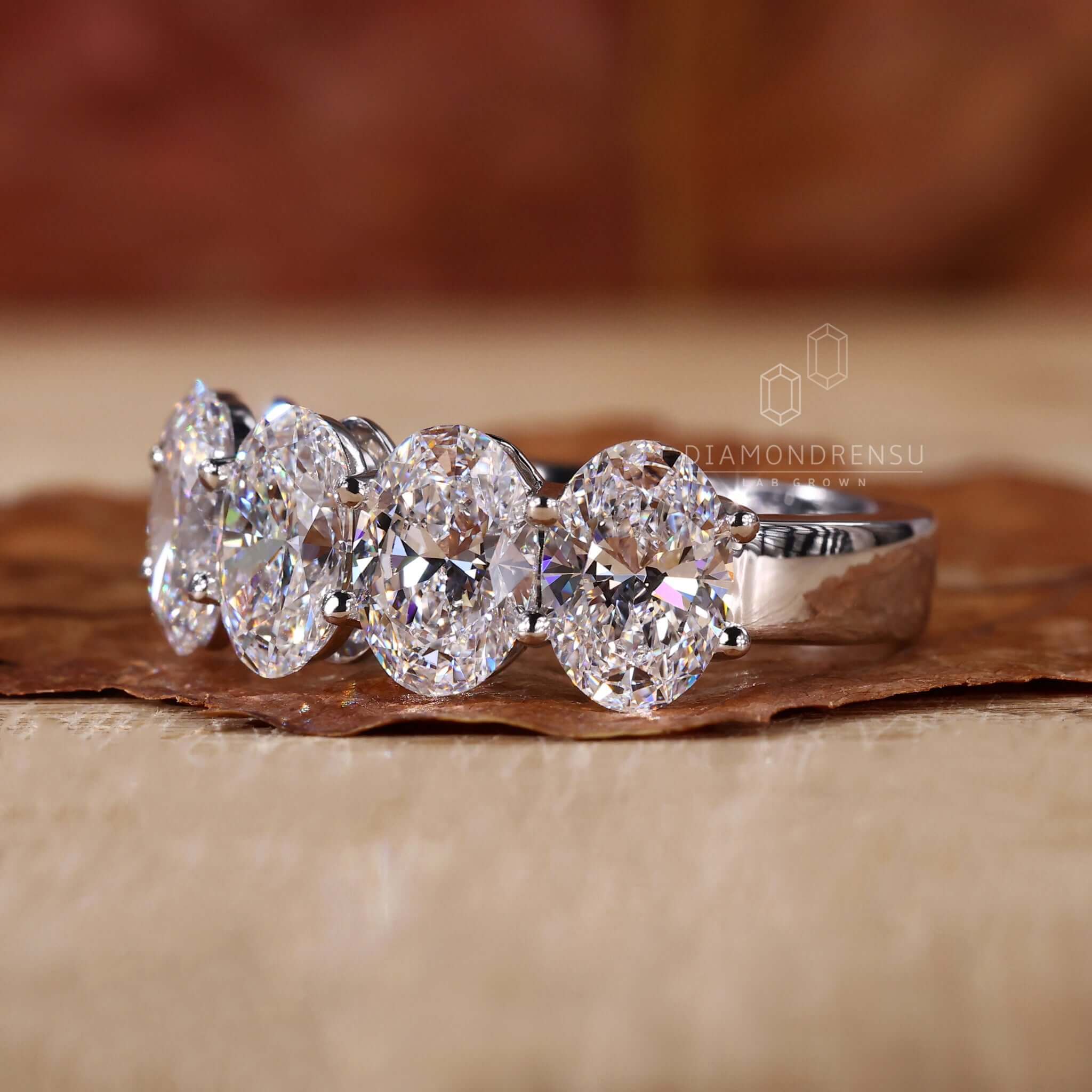 diamond wedding ring