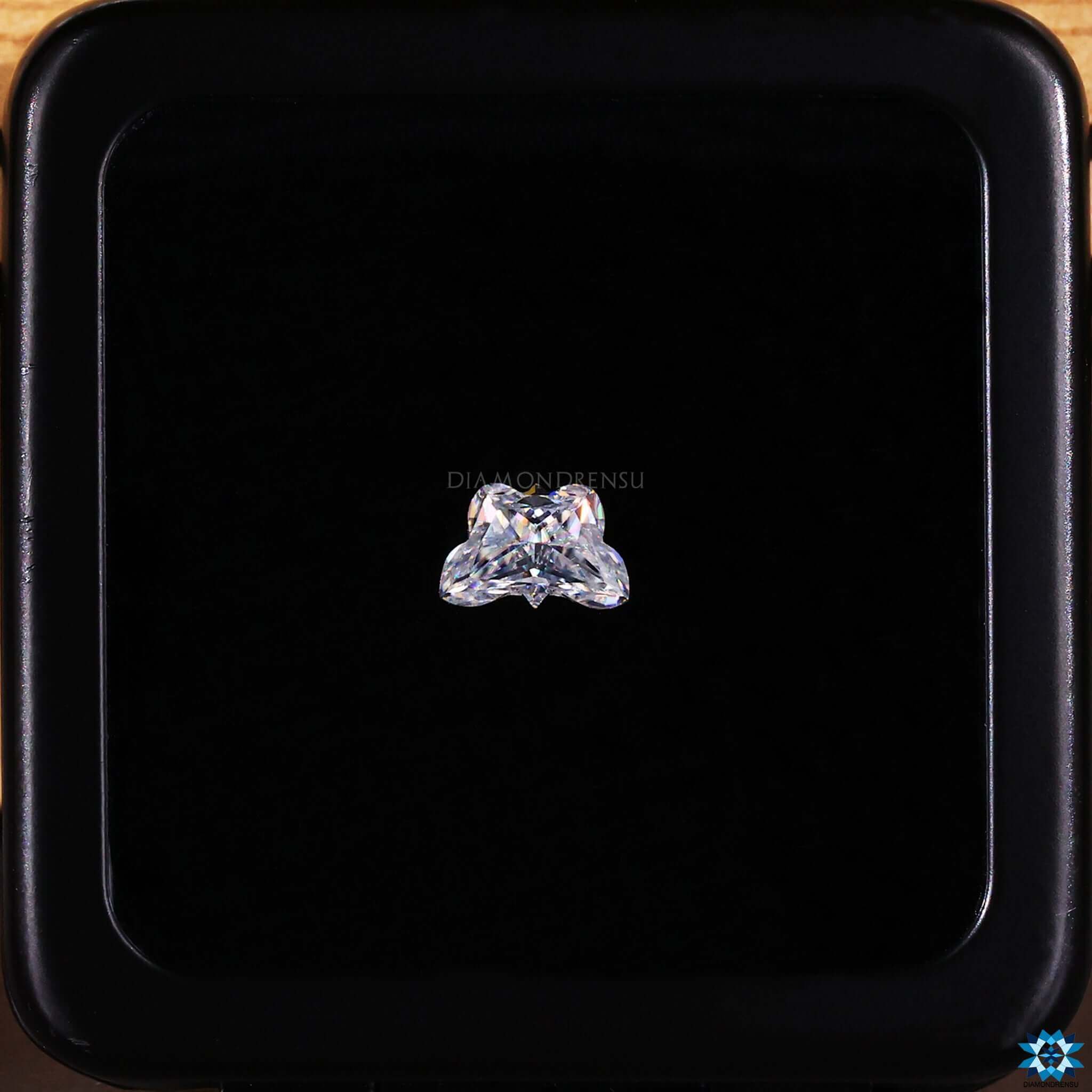 moissanite for engagement ring