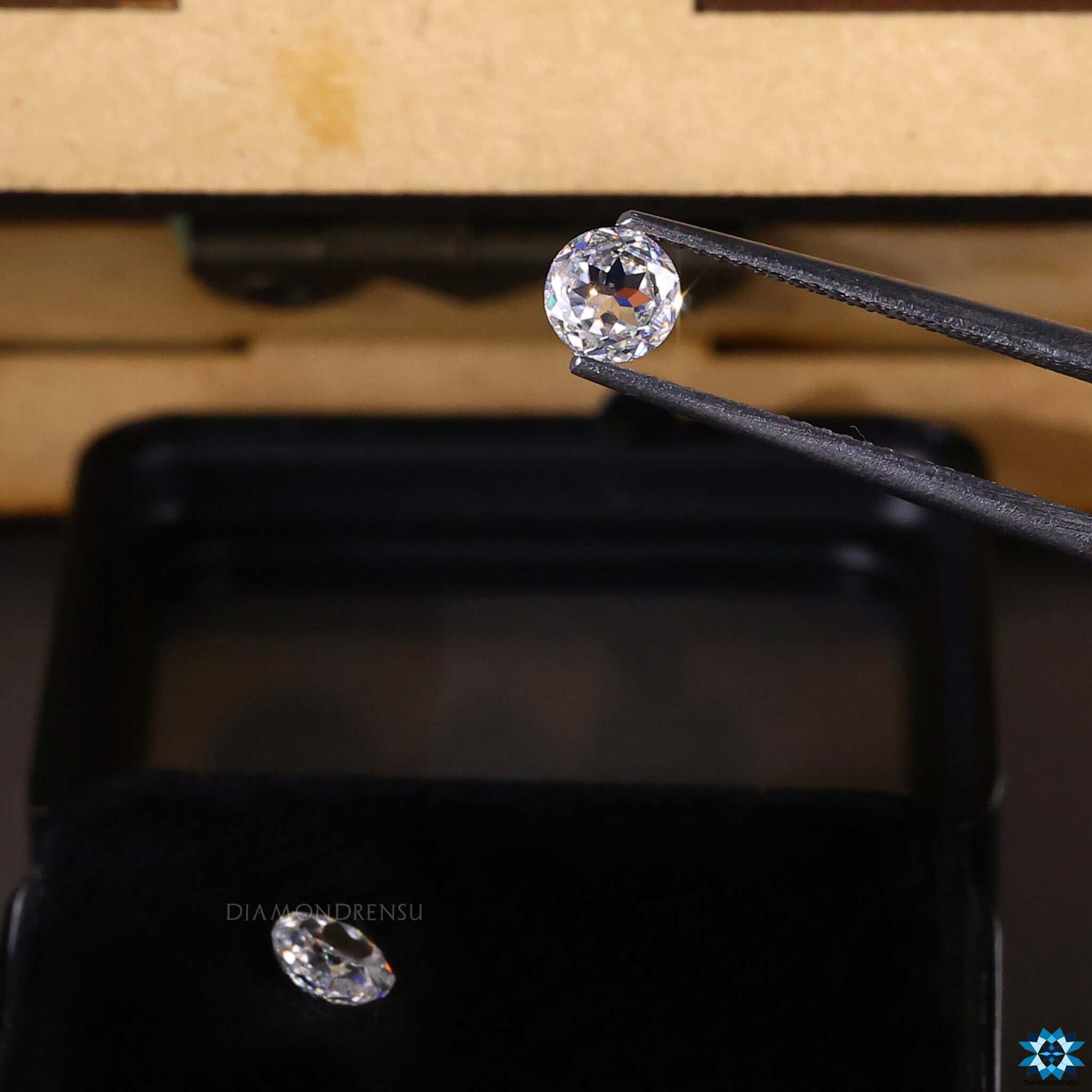 handcrafted moissanite