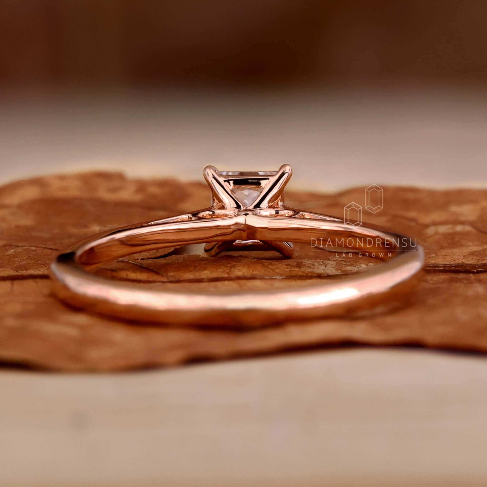 rose gold engagement ring