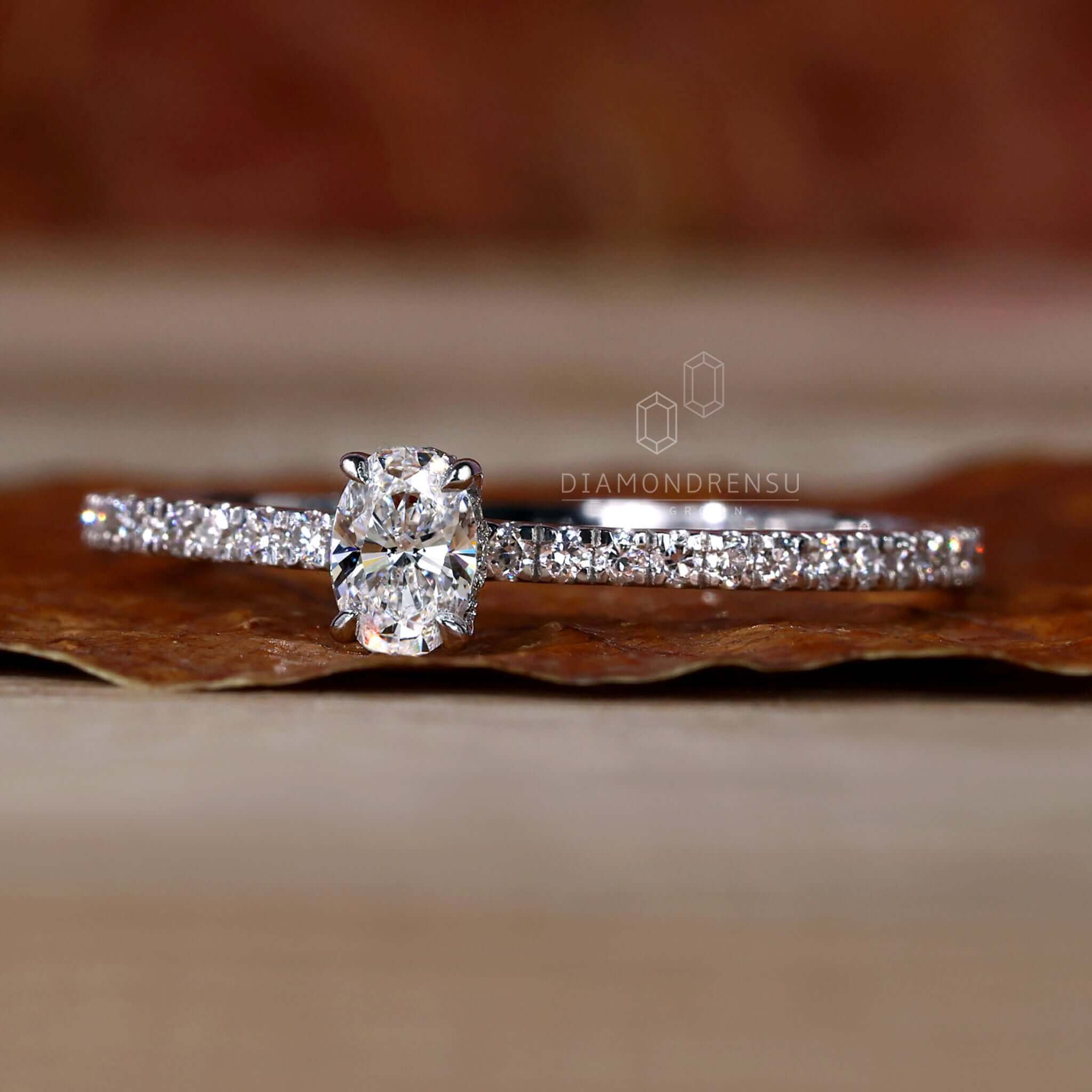 oval lab grown diamond engagement ring