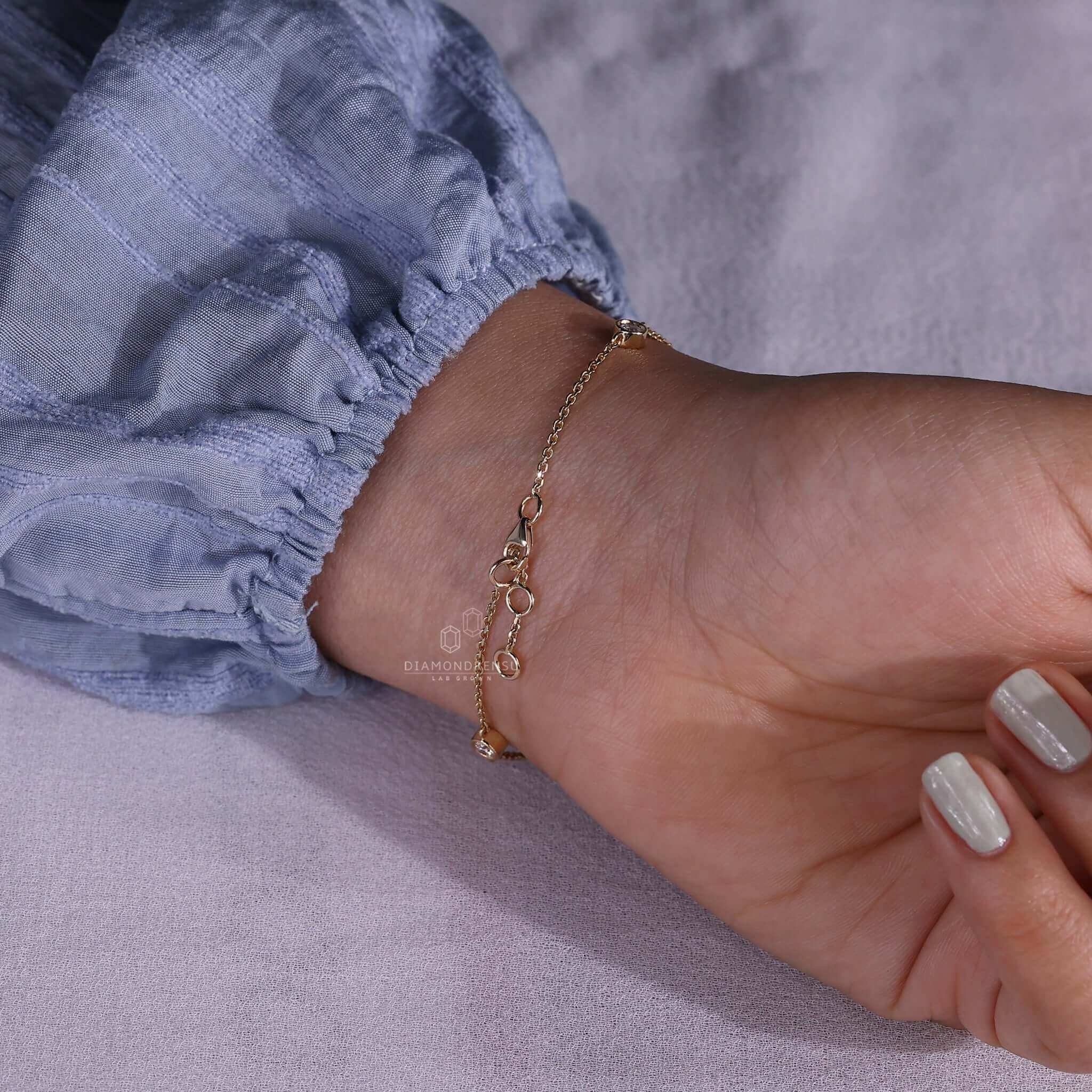 Elegant diamond chain link bracelet displayed on a white background.