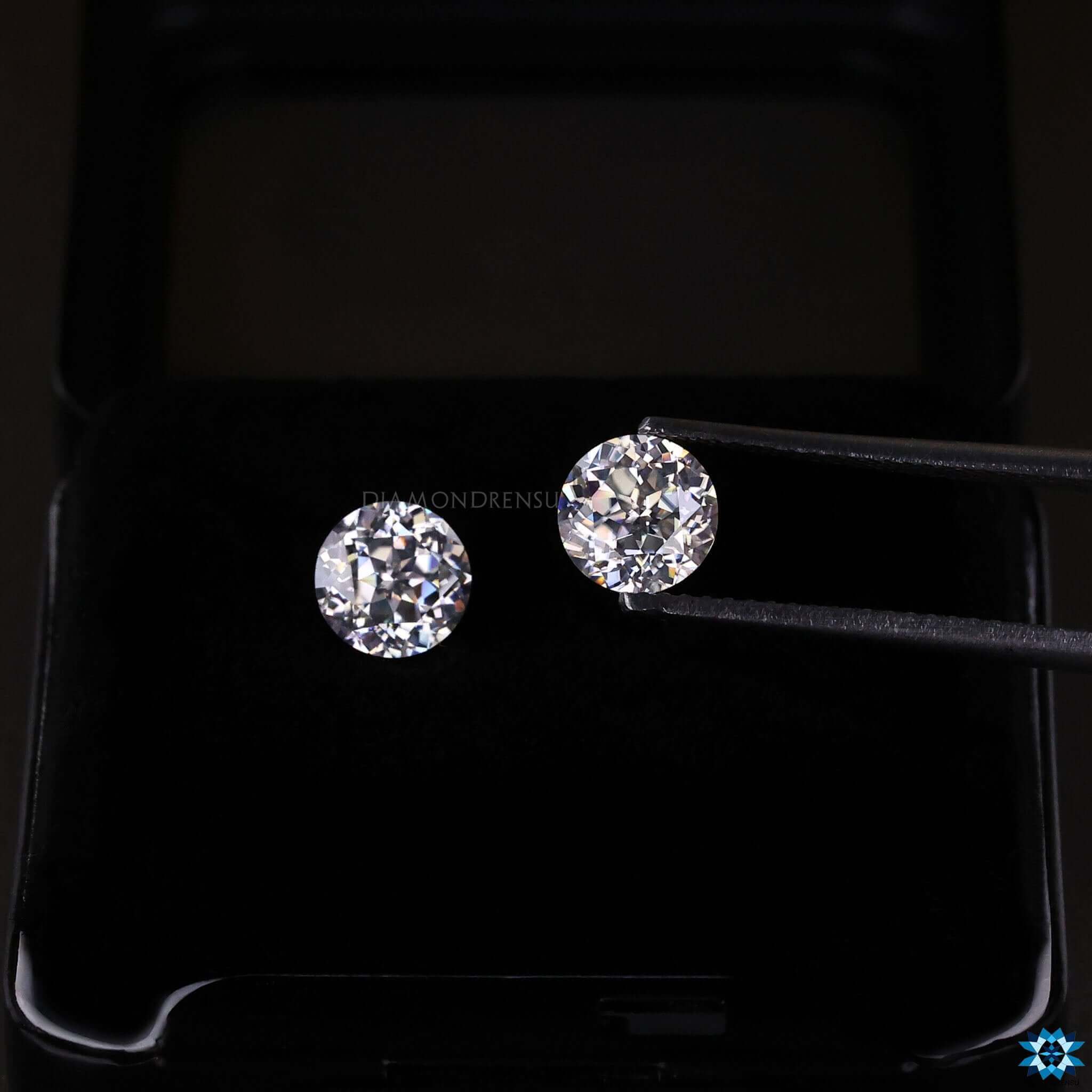 round rensu cut moissanite