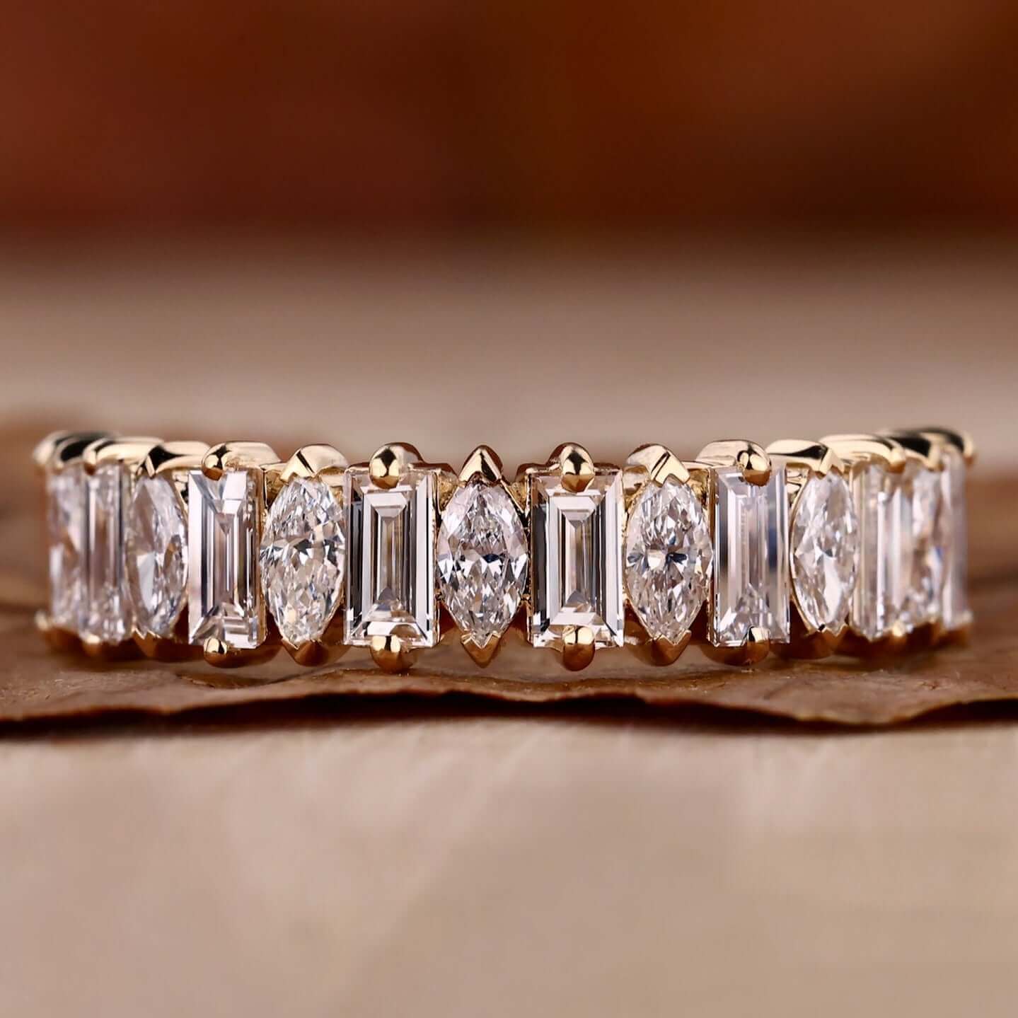 lab grown diamond wedding band