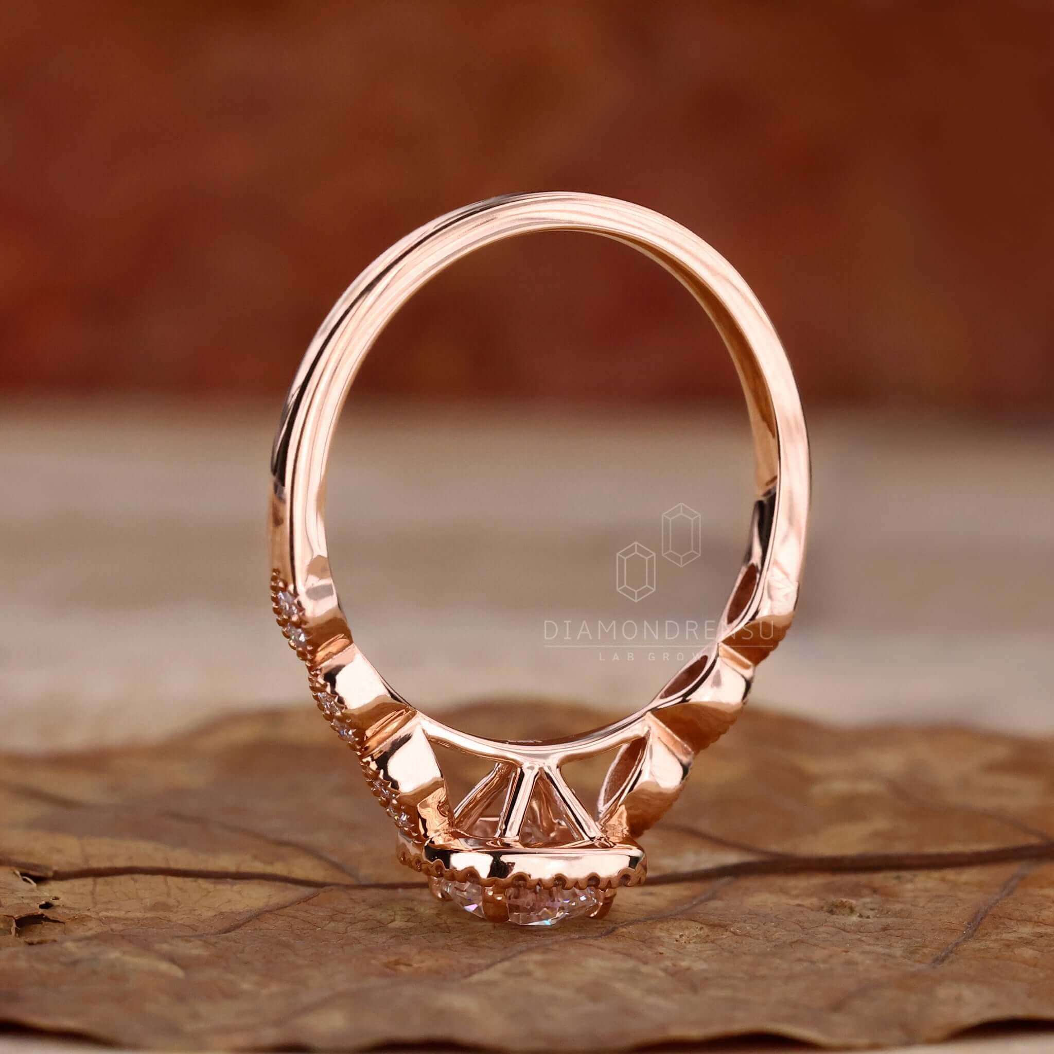 rose gold engagement ring