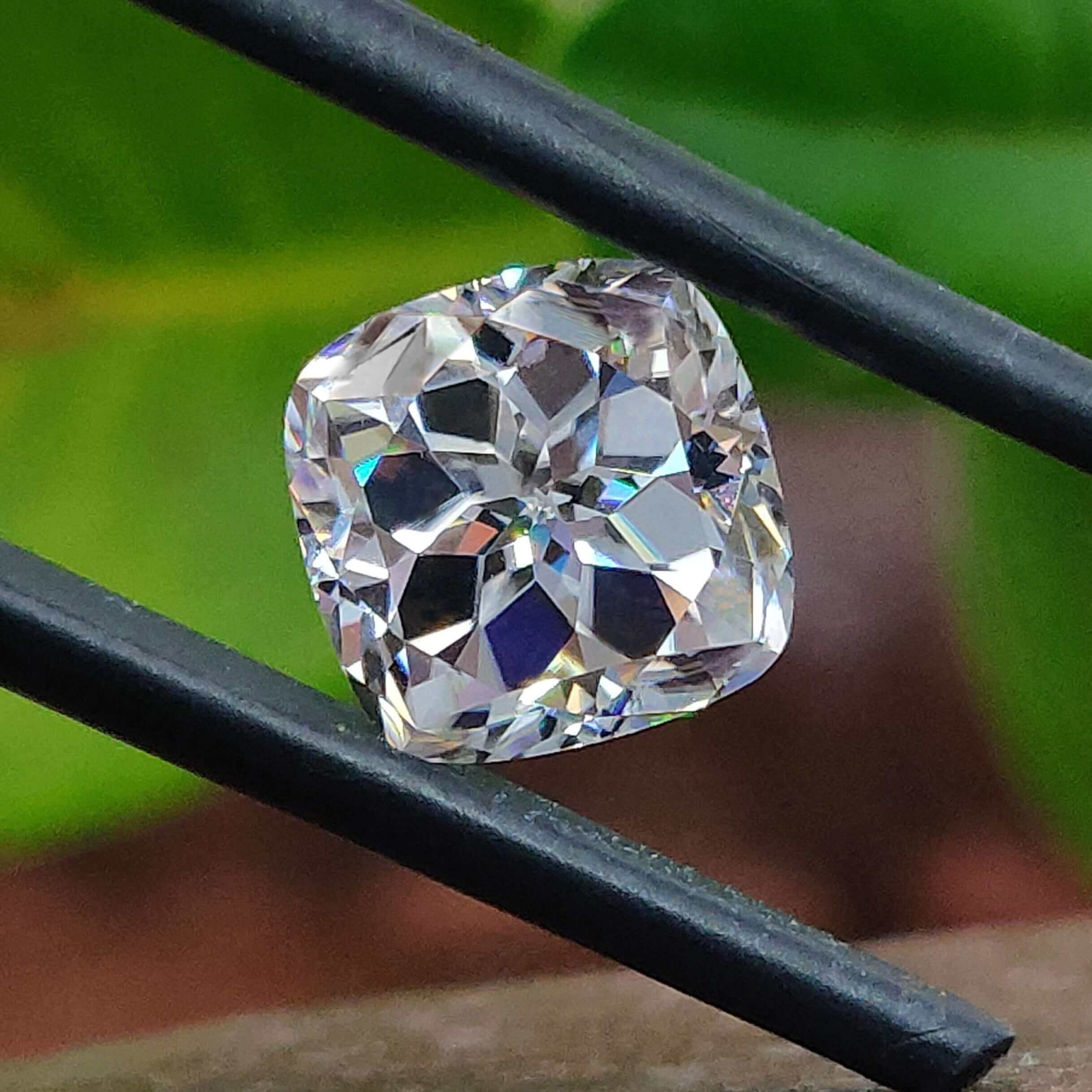 moissanite vs diamond - diamondrensu