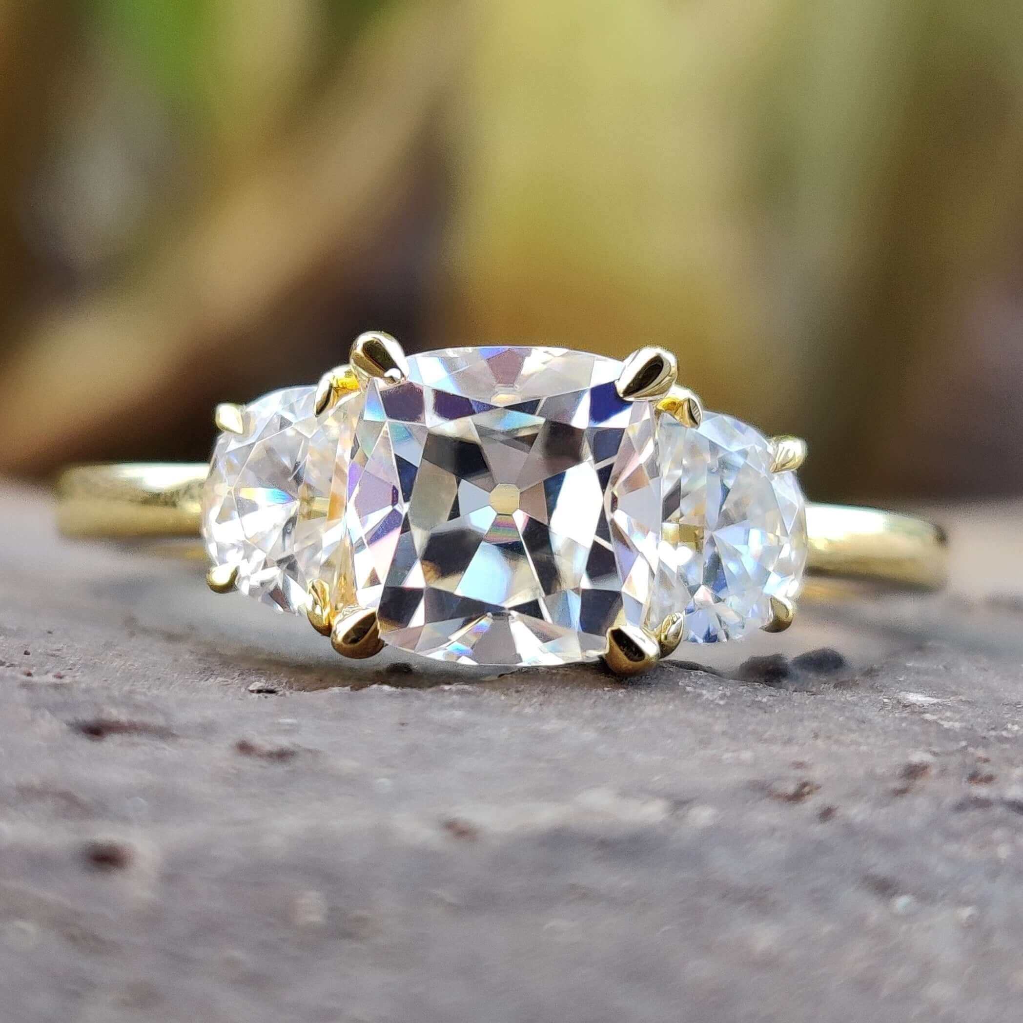 moissanite rings - diamondrensu