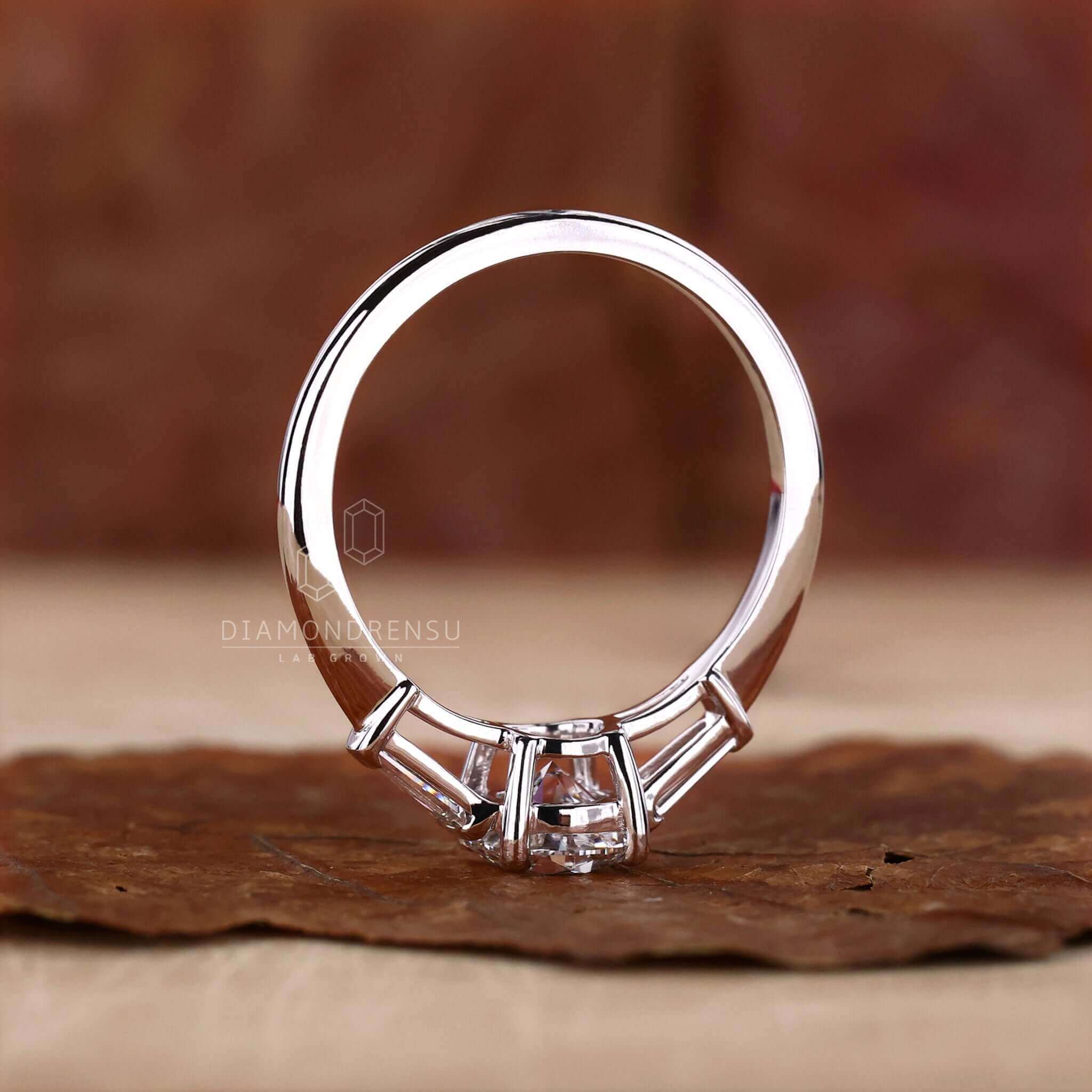 anniversary gift ring