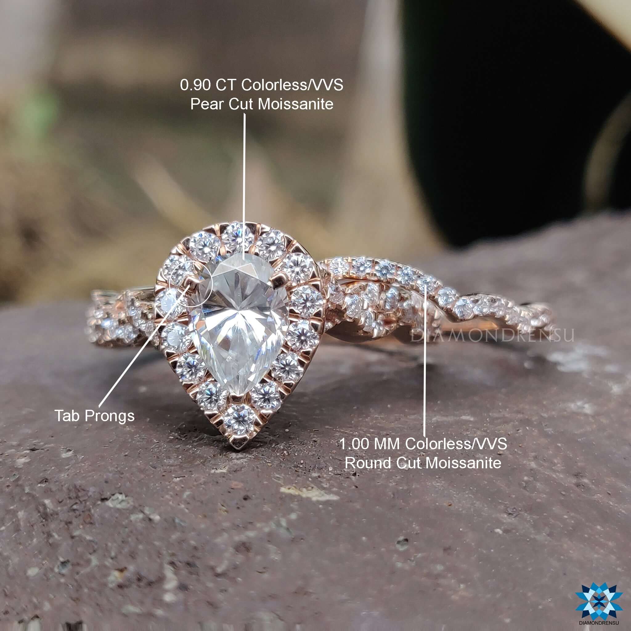 pear cut moissanite - diamondrensu