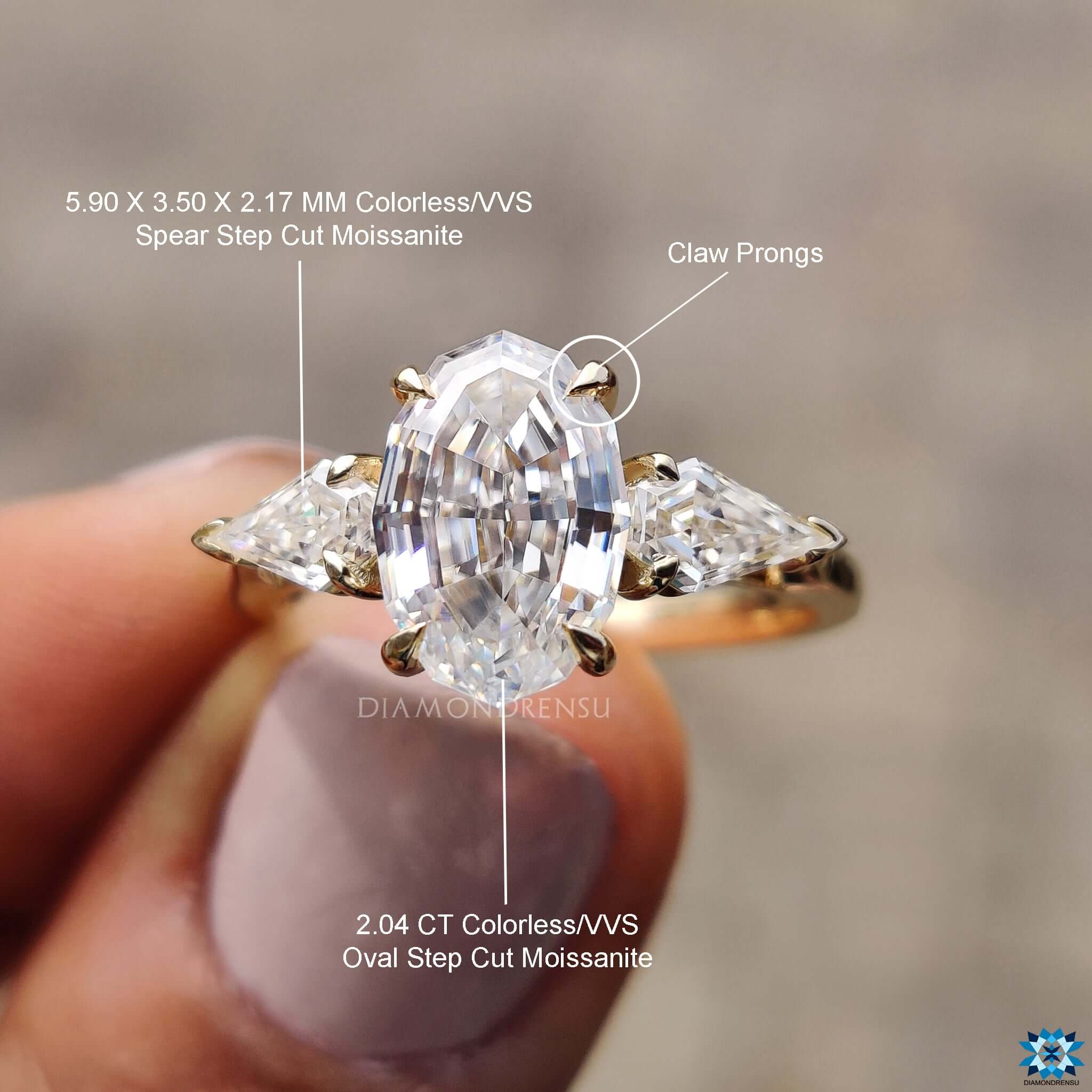 custom engagement ring