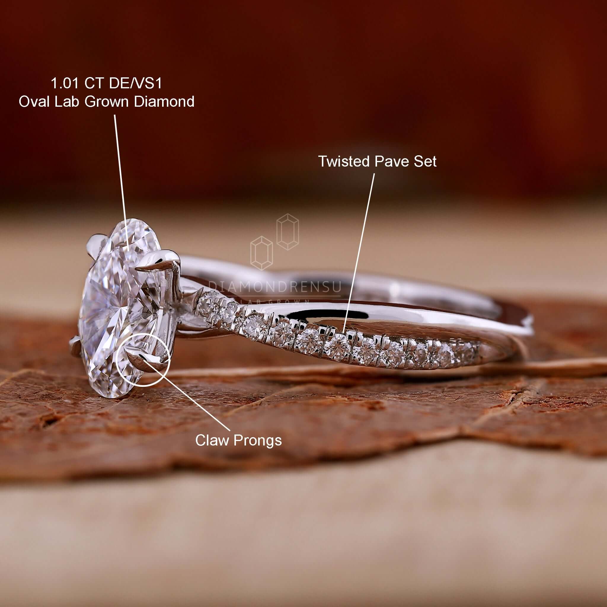 customized engagement ring