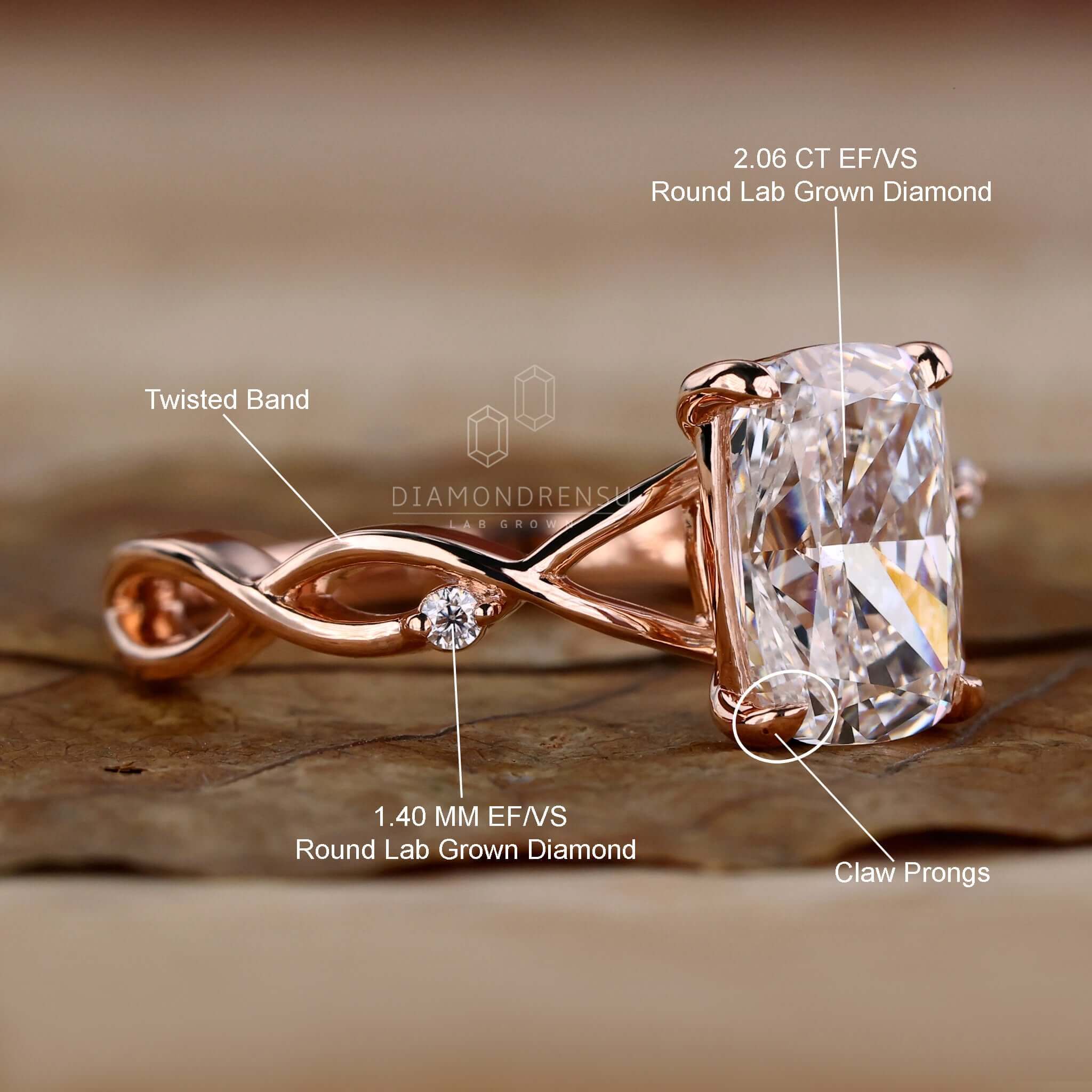 customized engagement ring