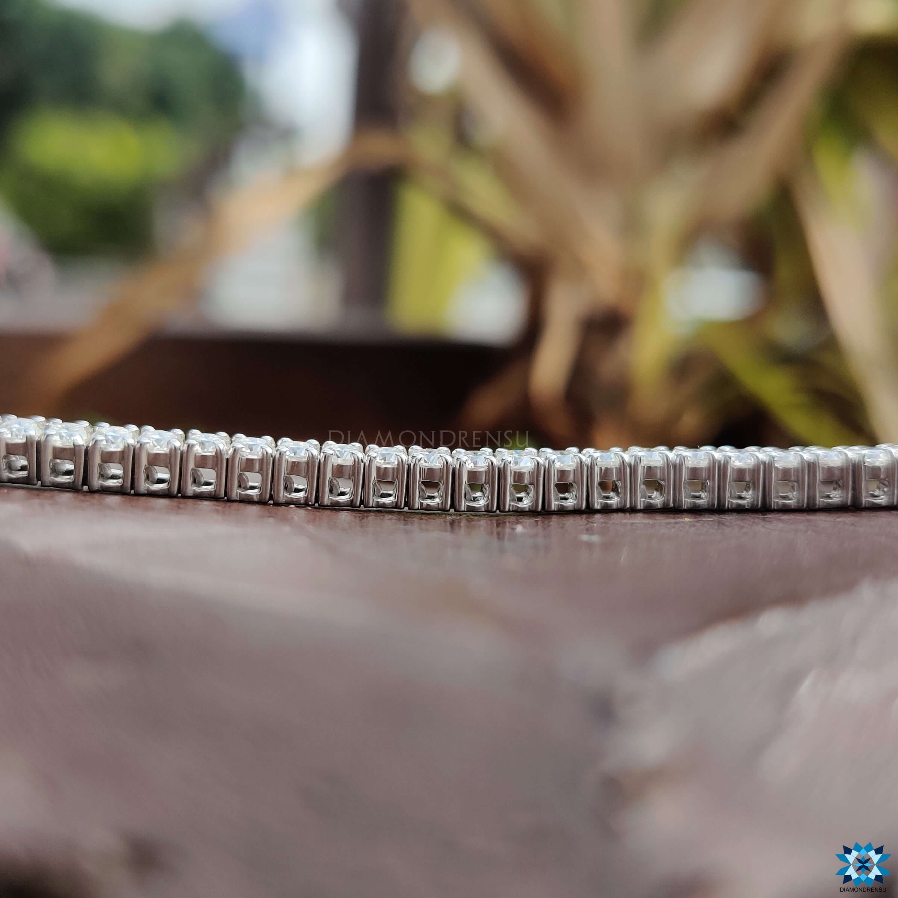 2.50 MM Round Cut Colorless Moissanite Tennis Bracelet