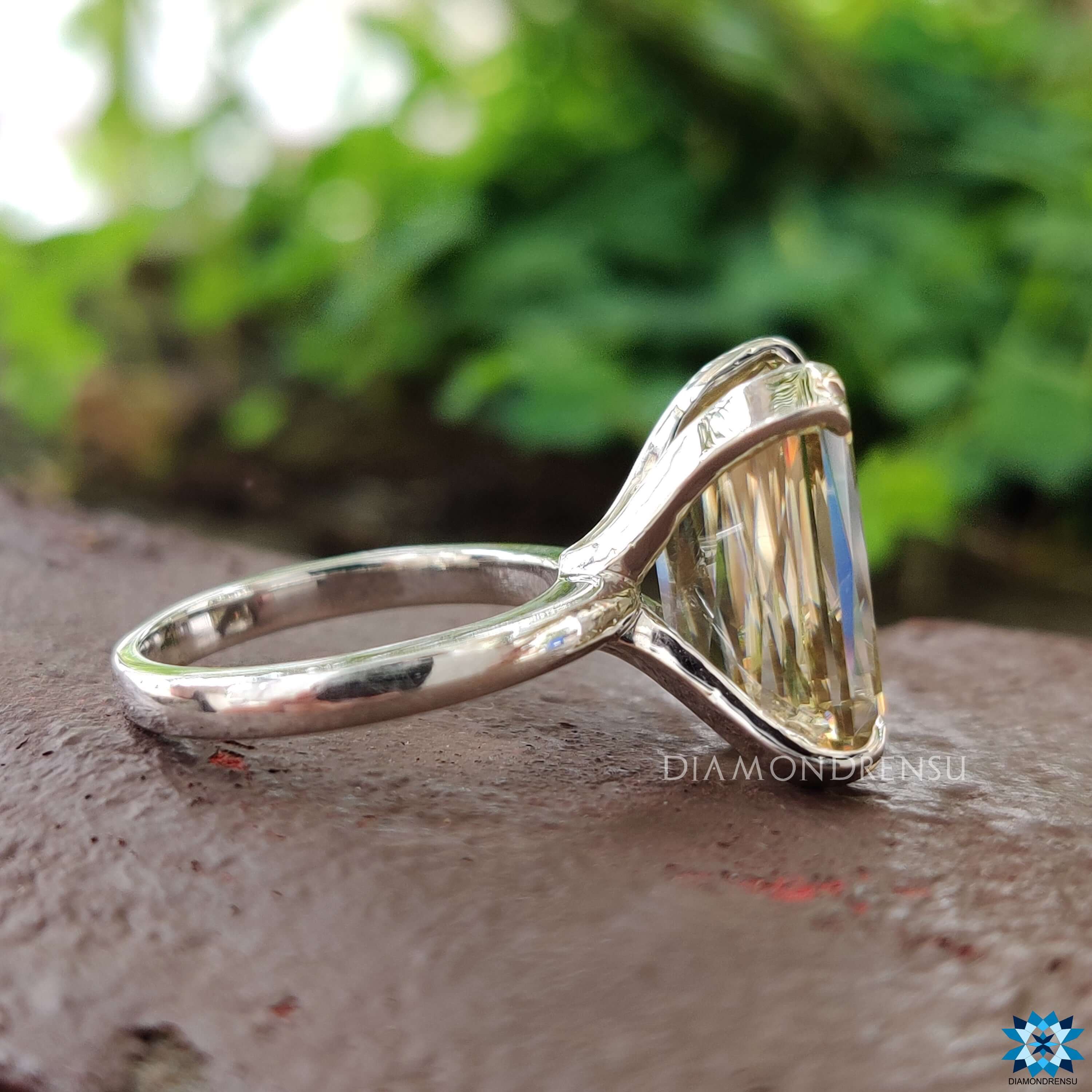 solitaire engagement ring - diamondrensu