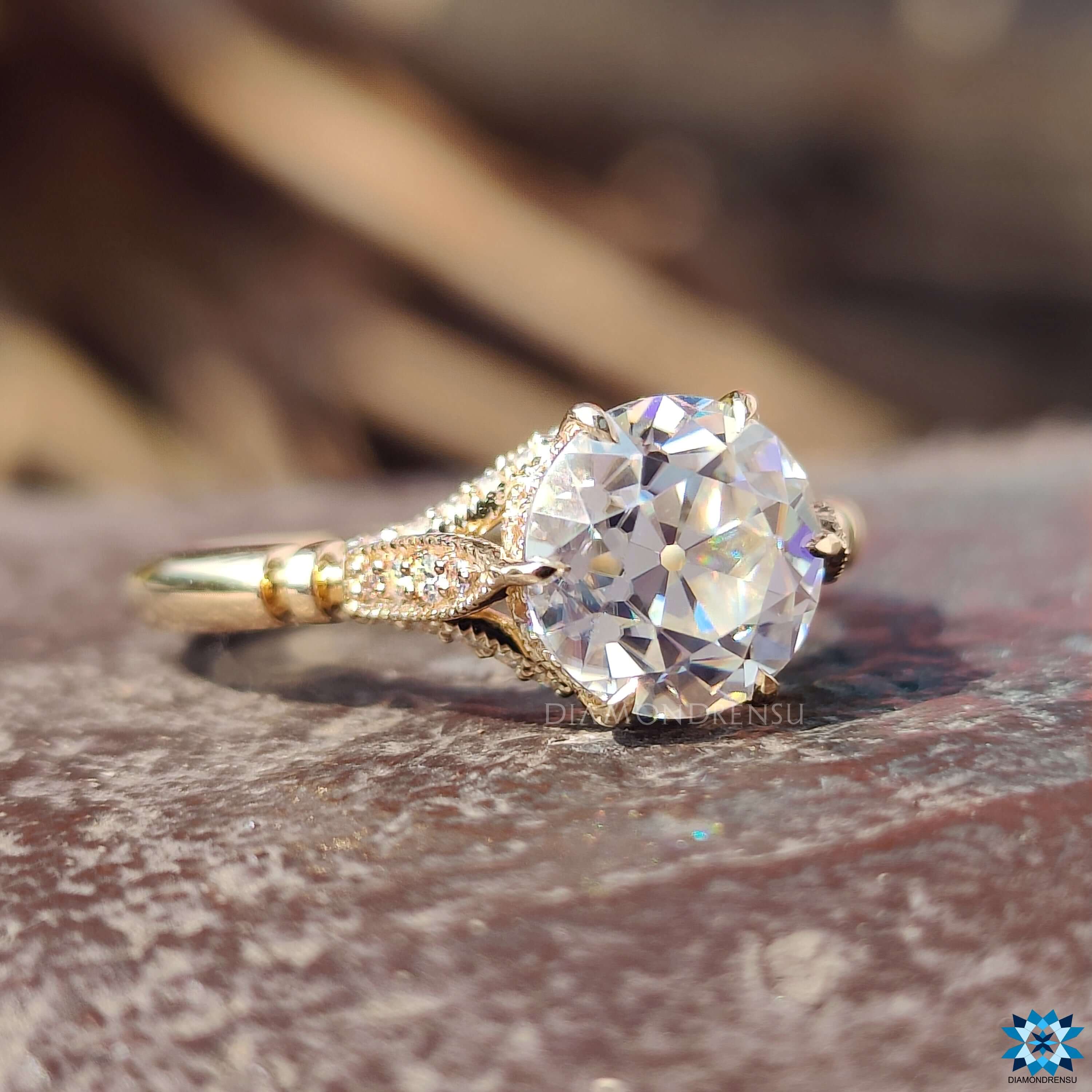 vintage style engagement rings - diamondrensu