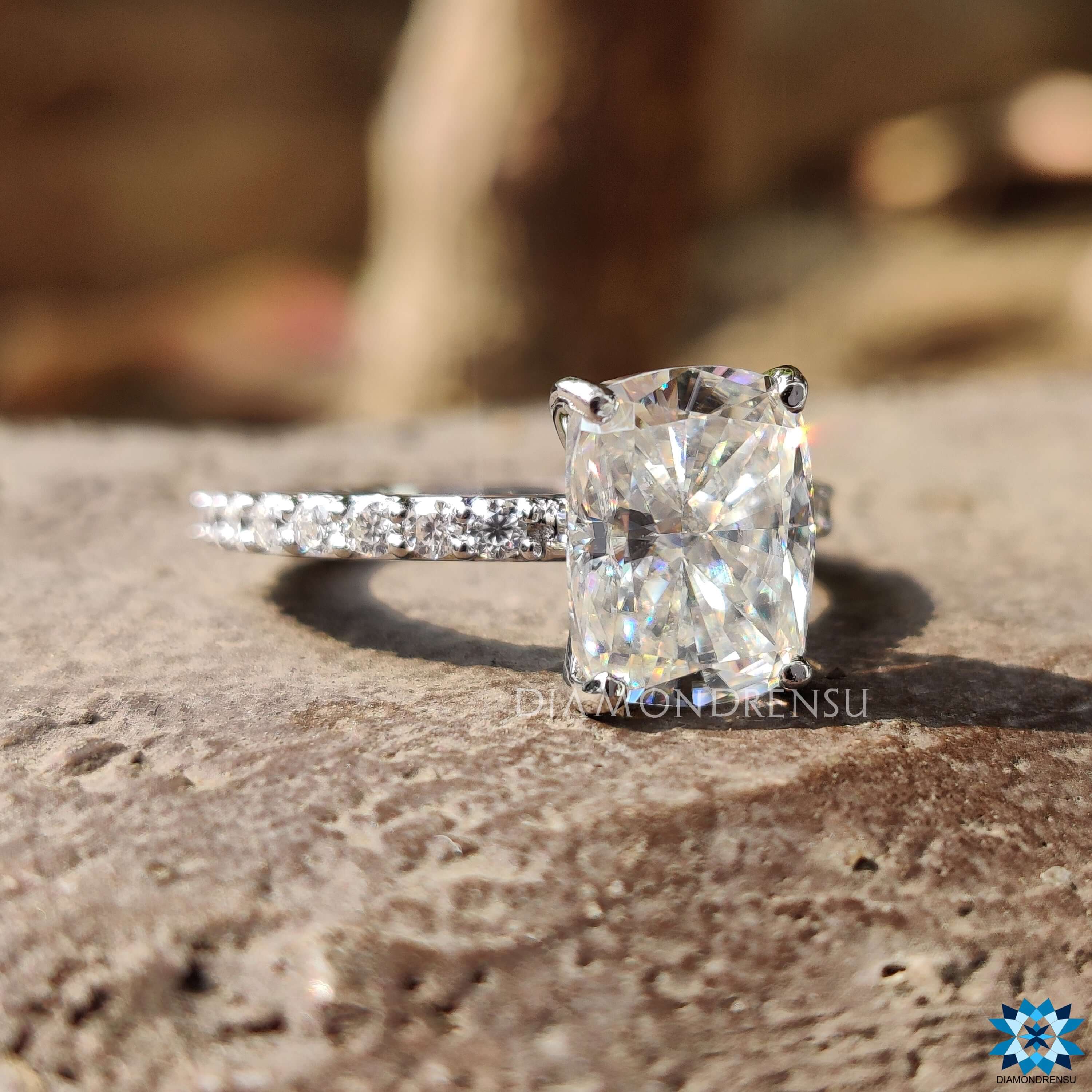 unique moissanite engagement rings - diamondrensu