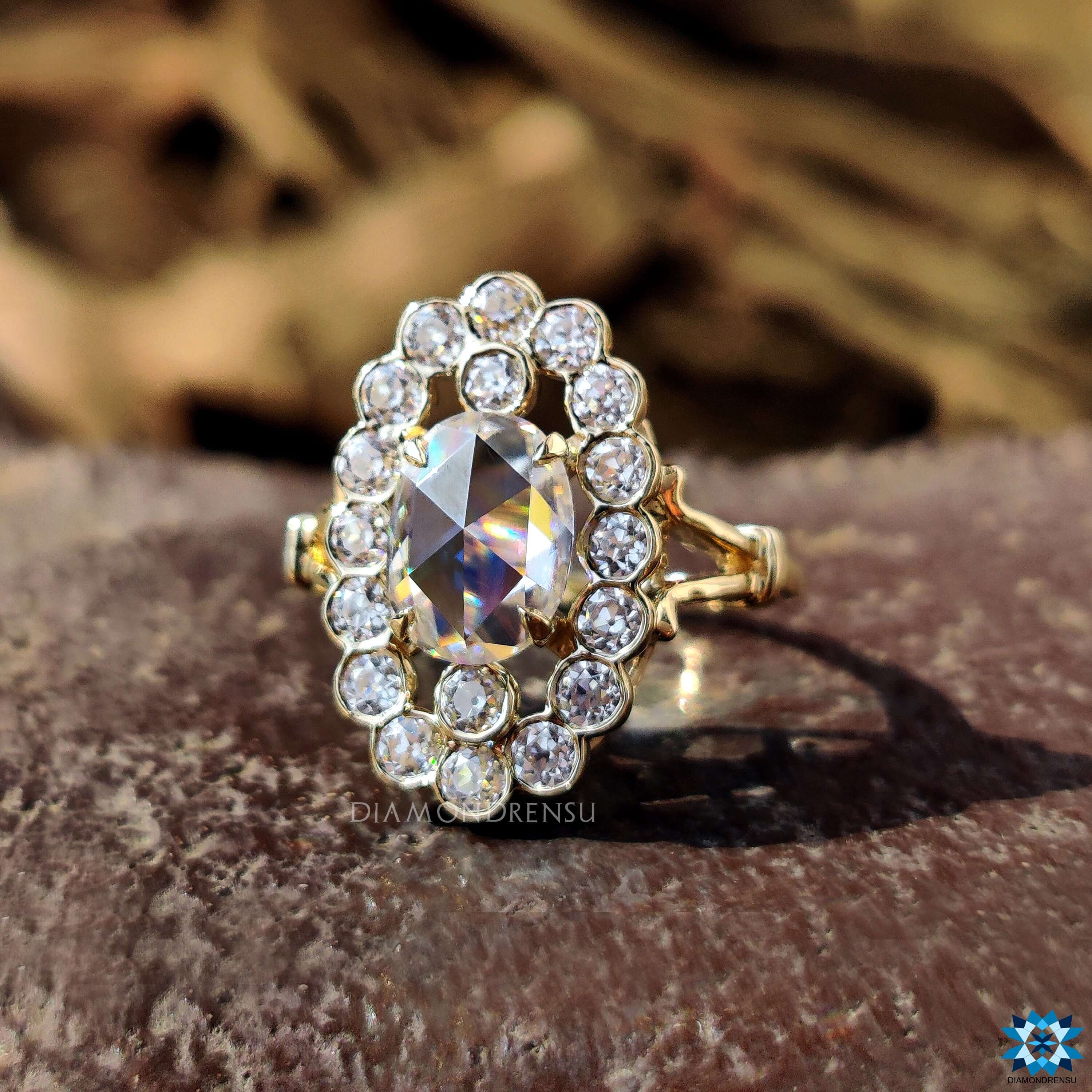 vintage moissanite engagement ring - diamondrensu