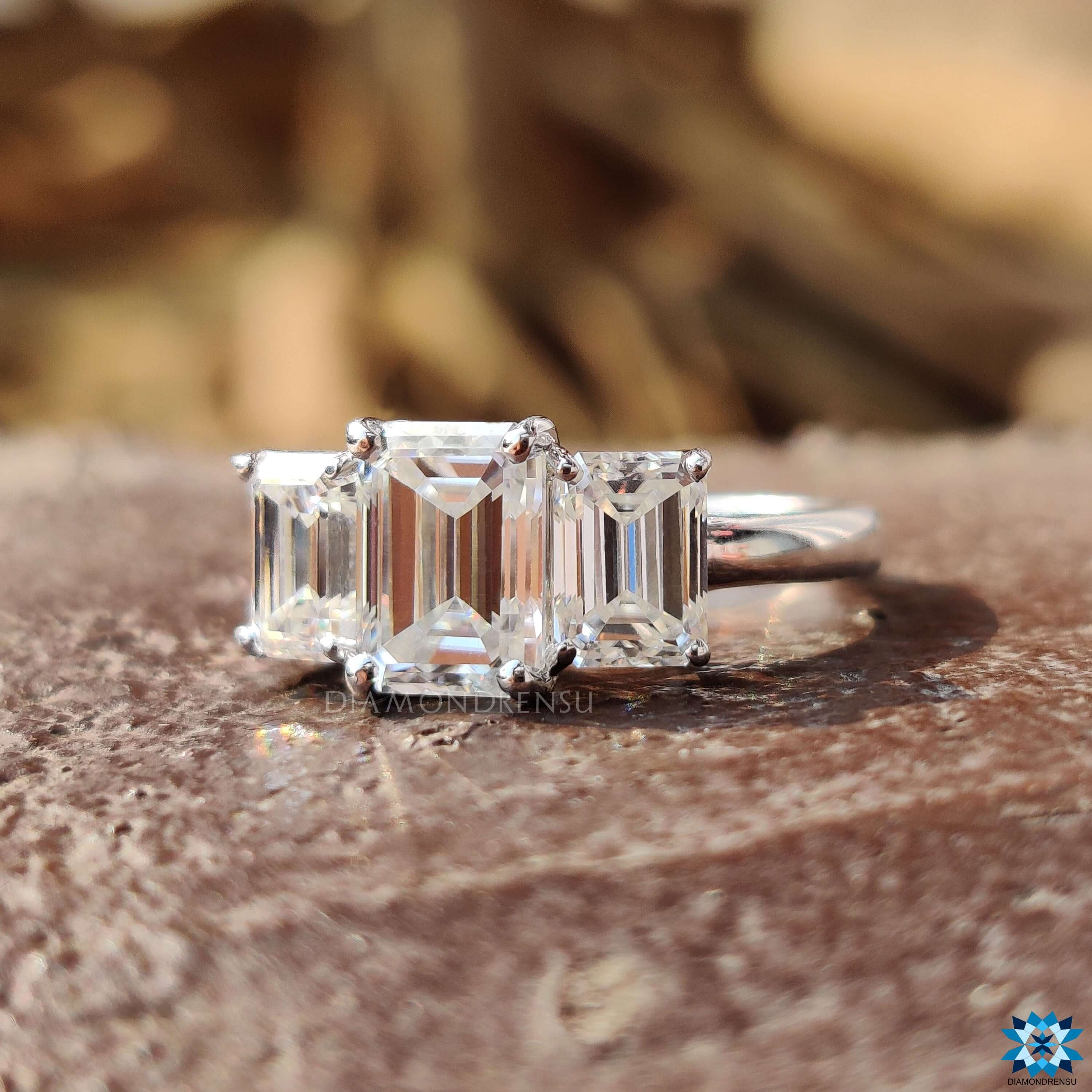 three stones engagement rings - diamondrensu