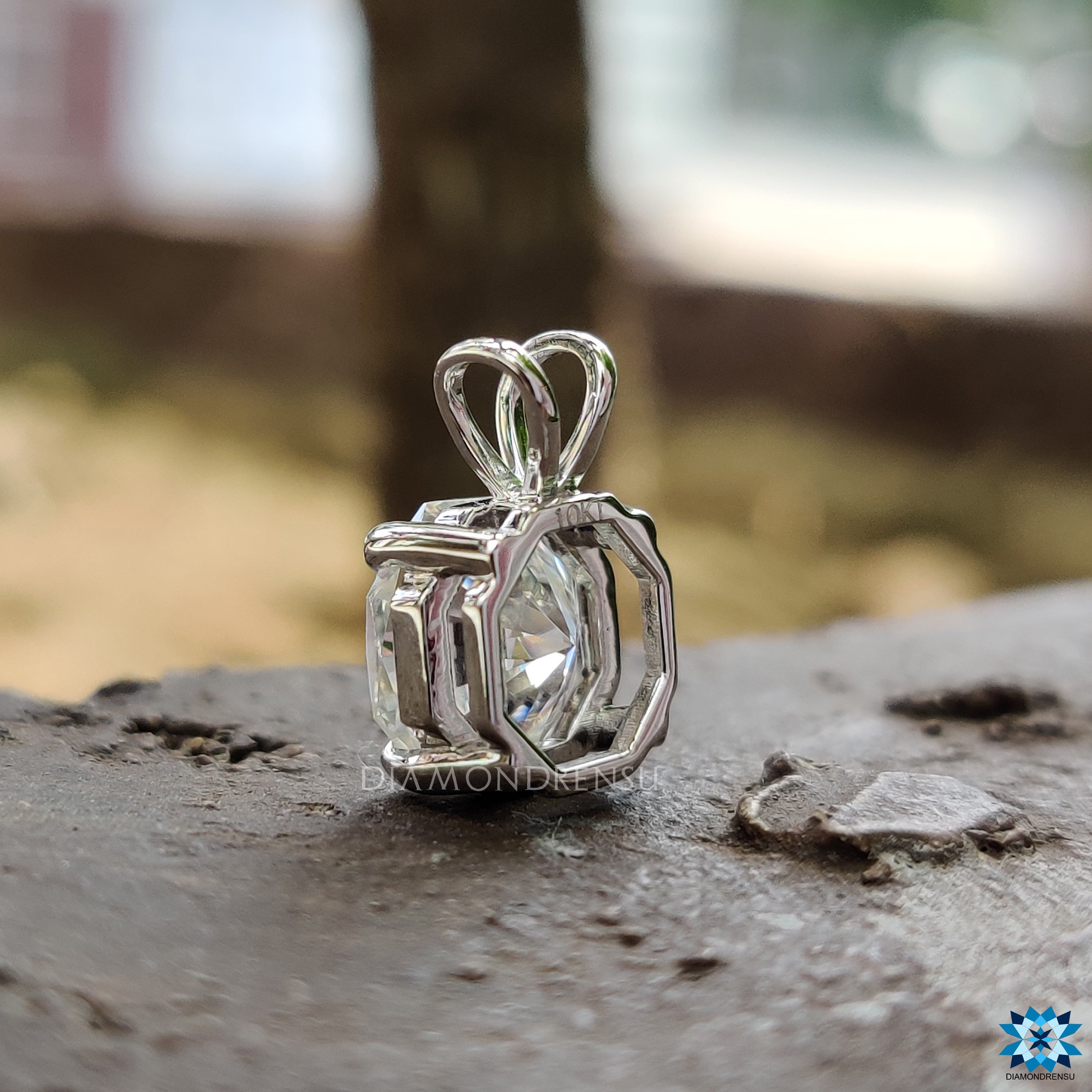 wedding pendant