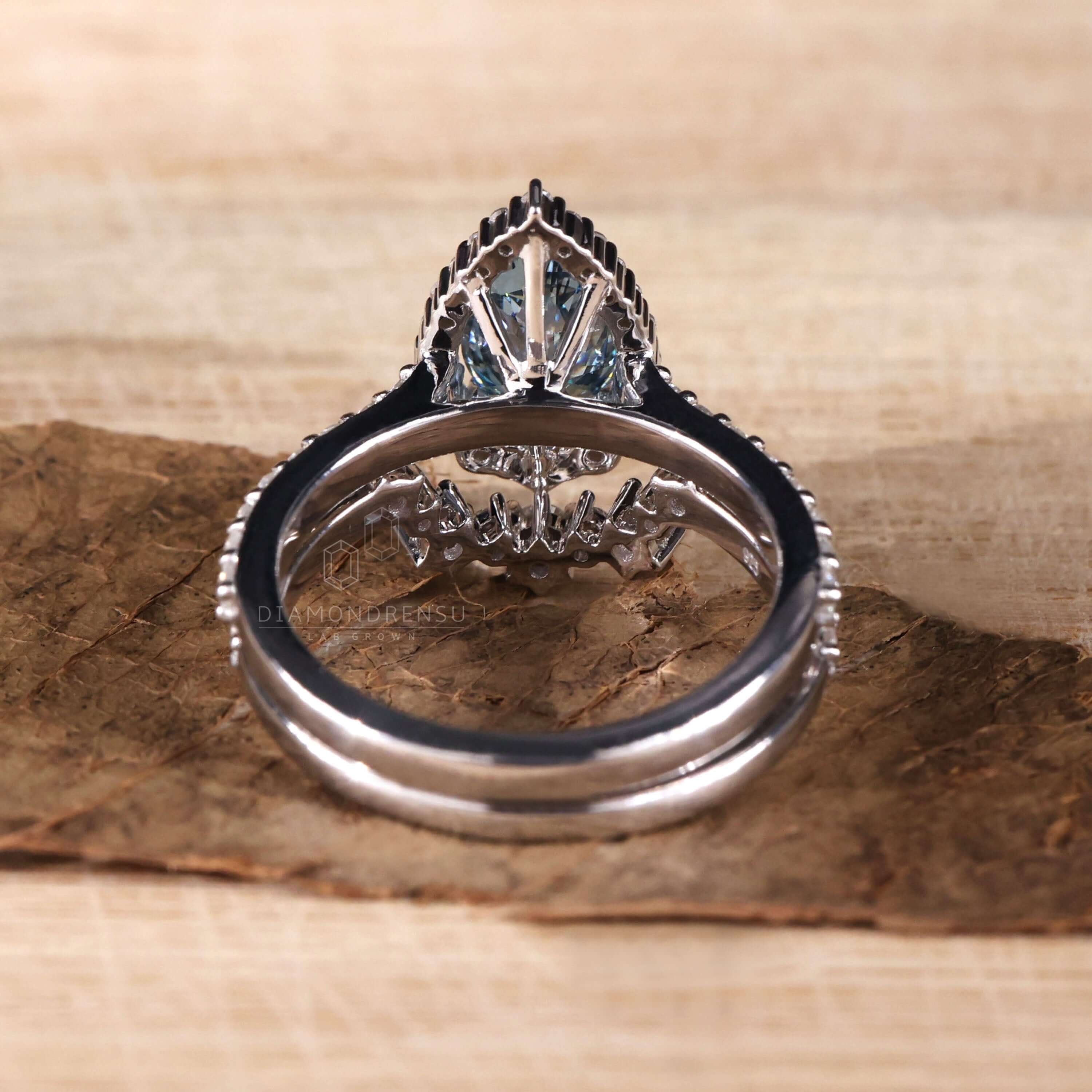 halo engagement ring