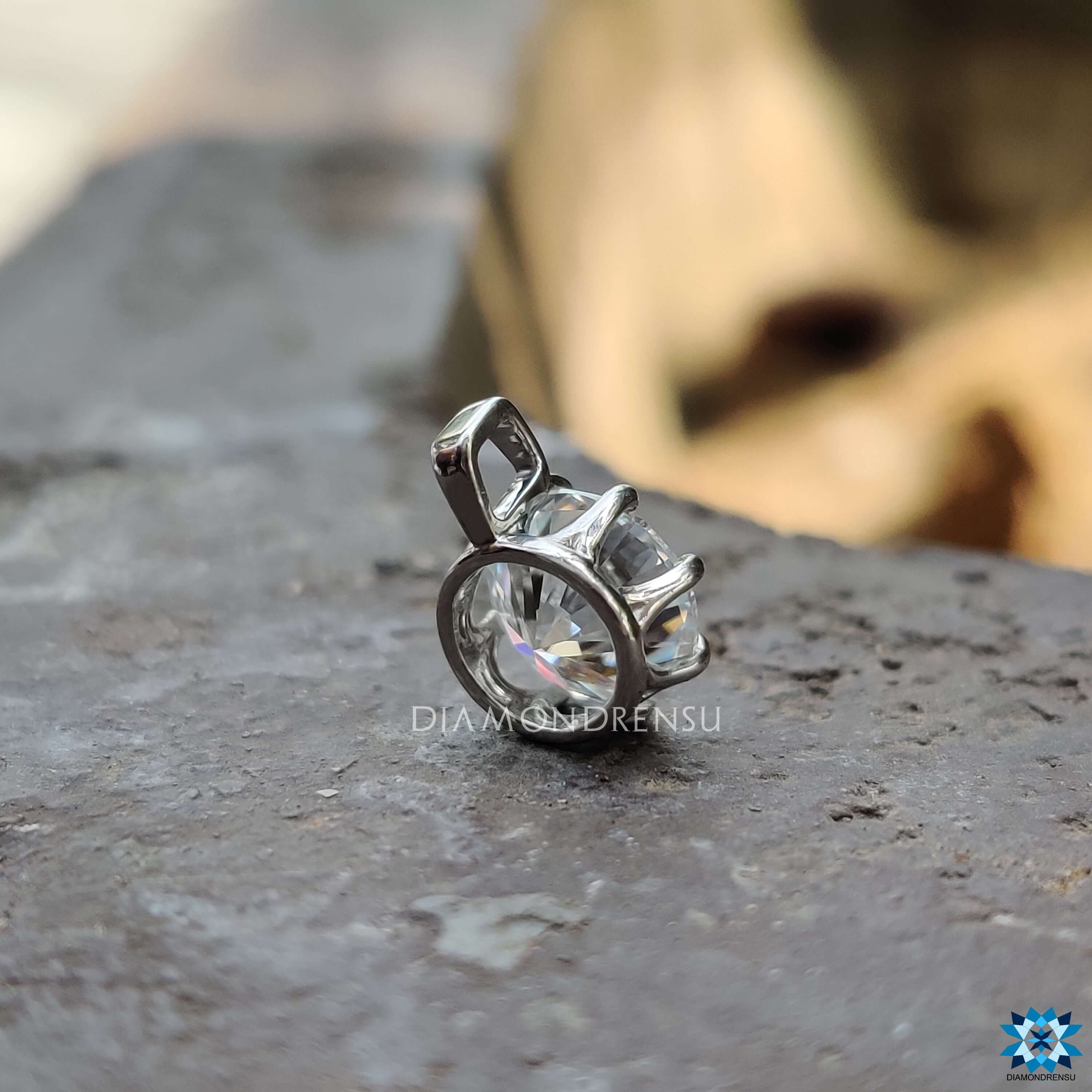 foreverone moissanite - diamondrensu