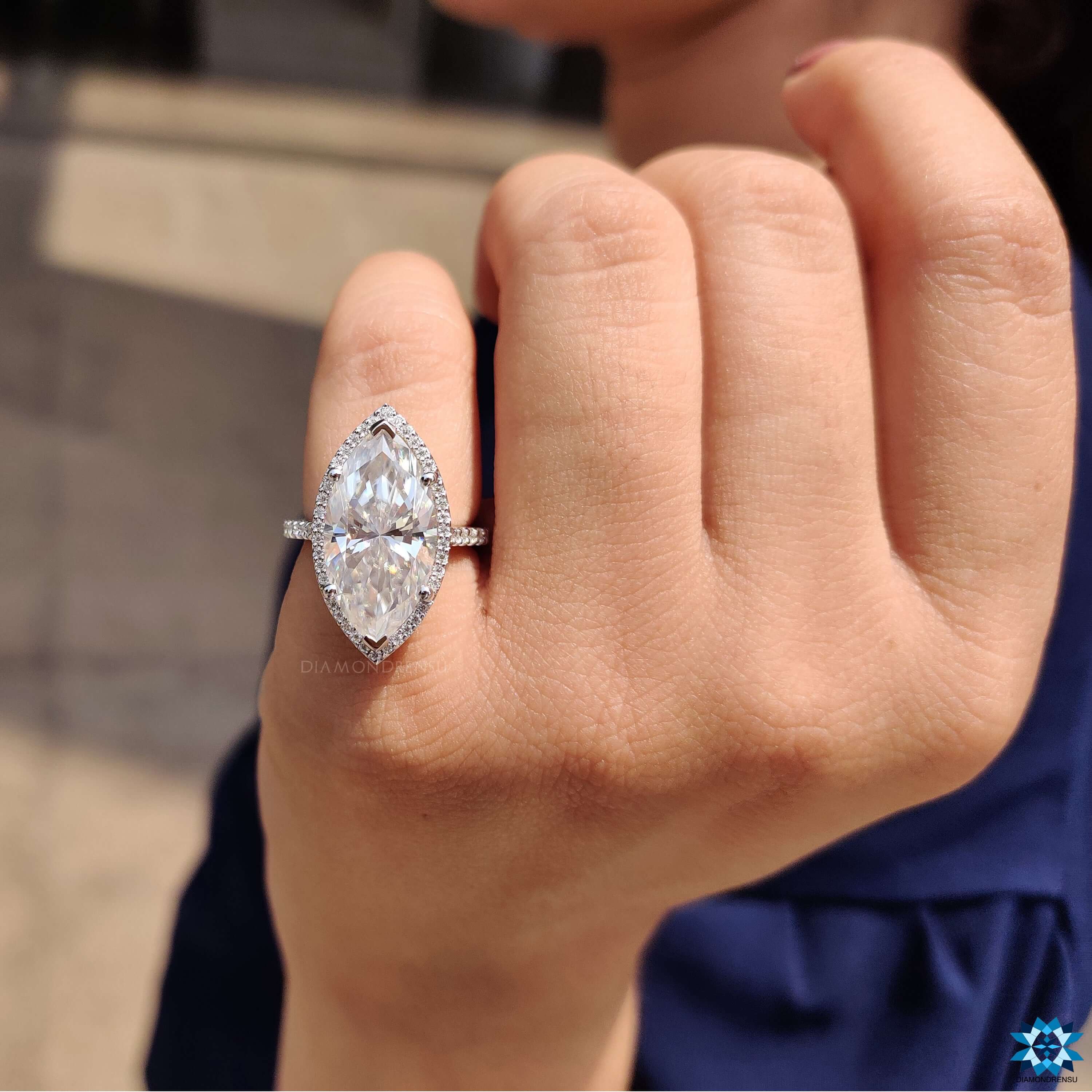 moissanite engagement ring - diamondrensu