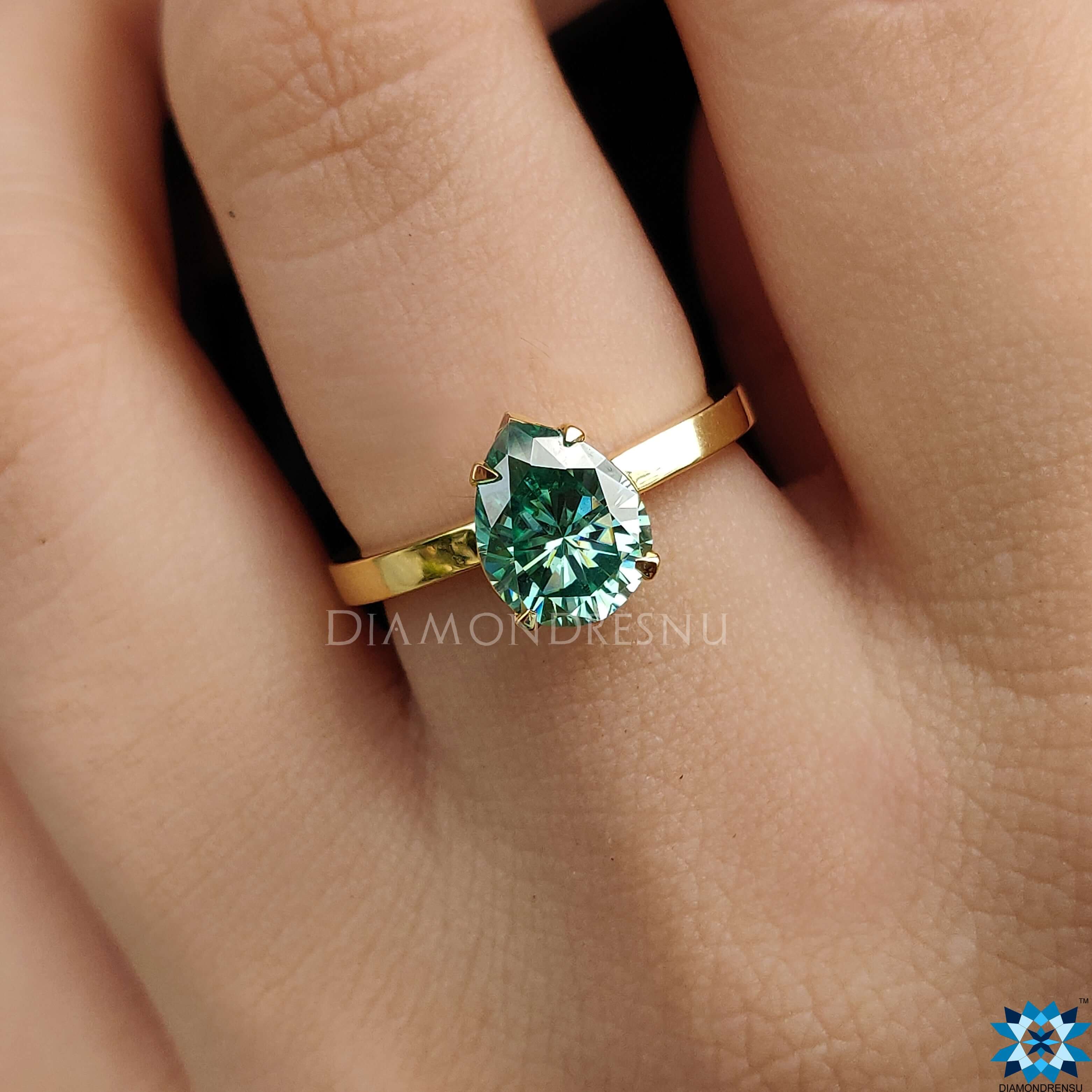 pear engagement ring