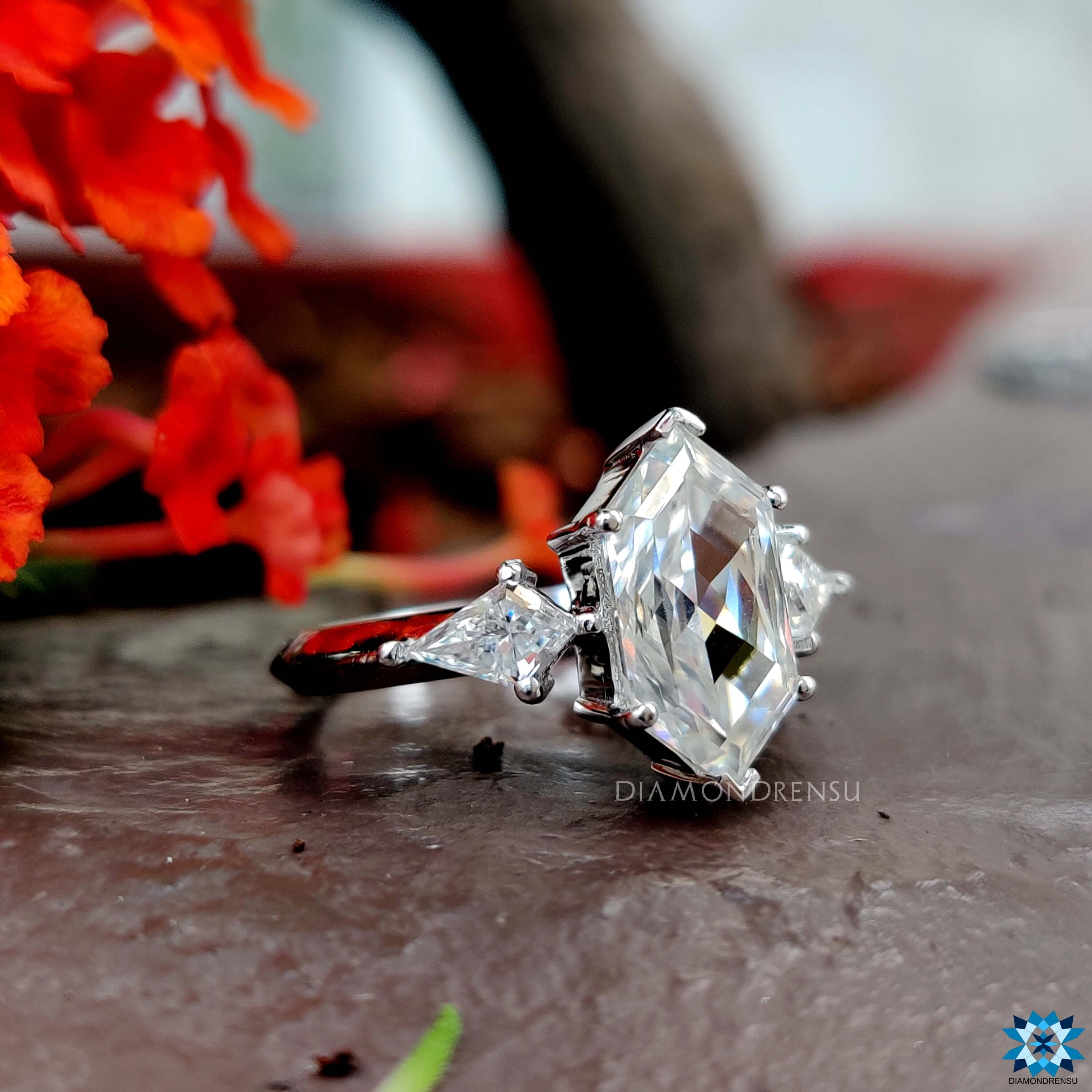 three stone engagement ring - diamondrensu