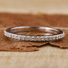 round brilliant cut diamond band