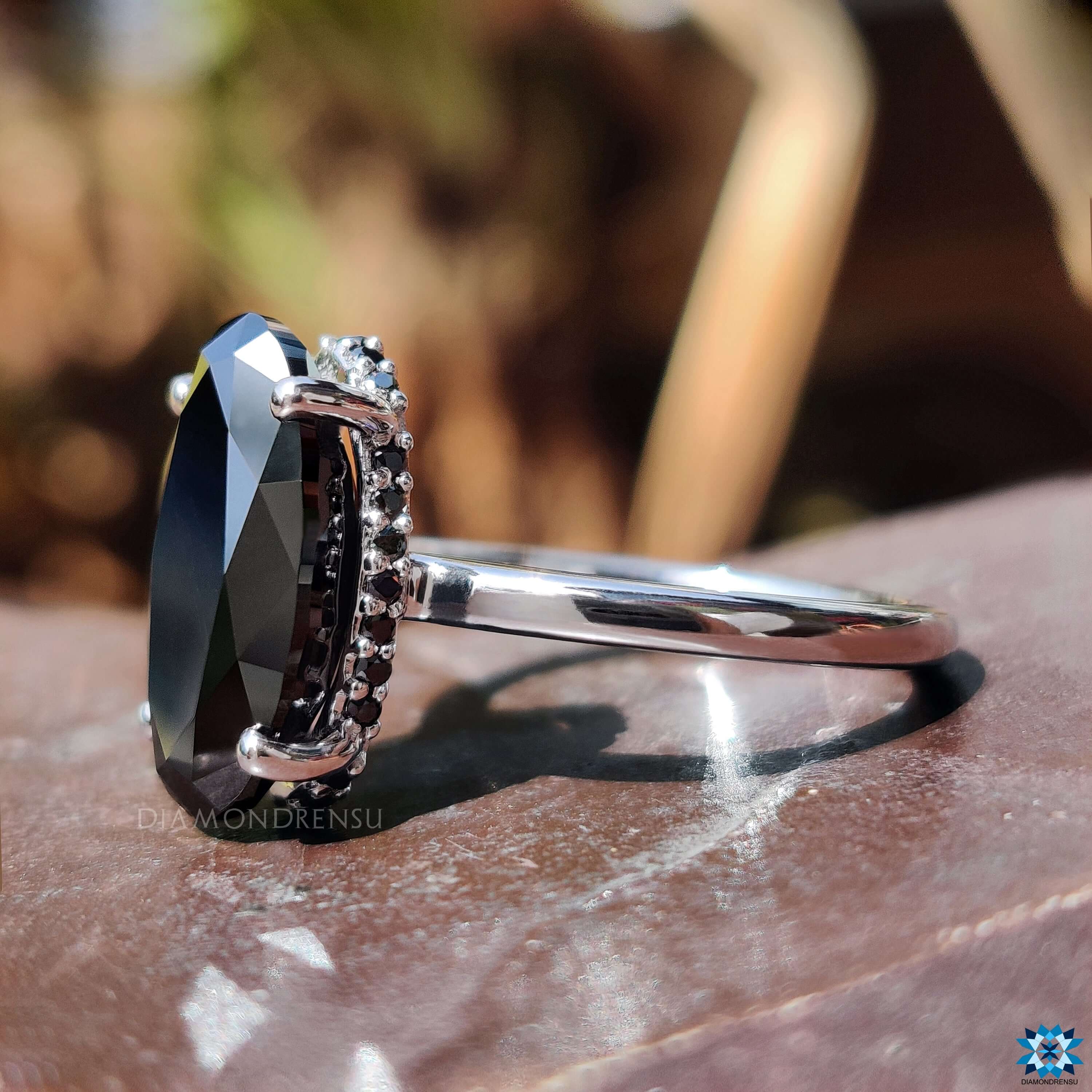 halo engagement ring