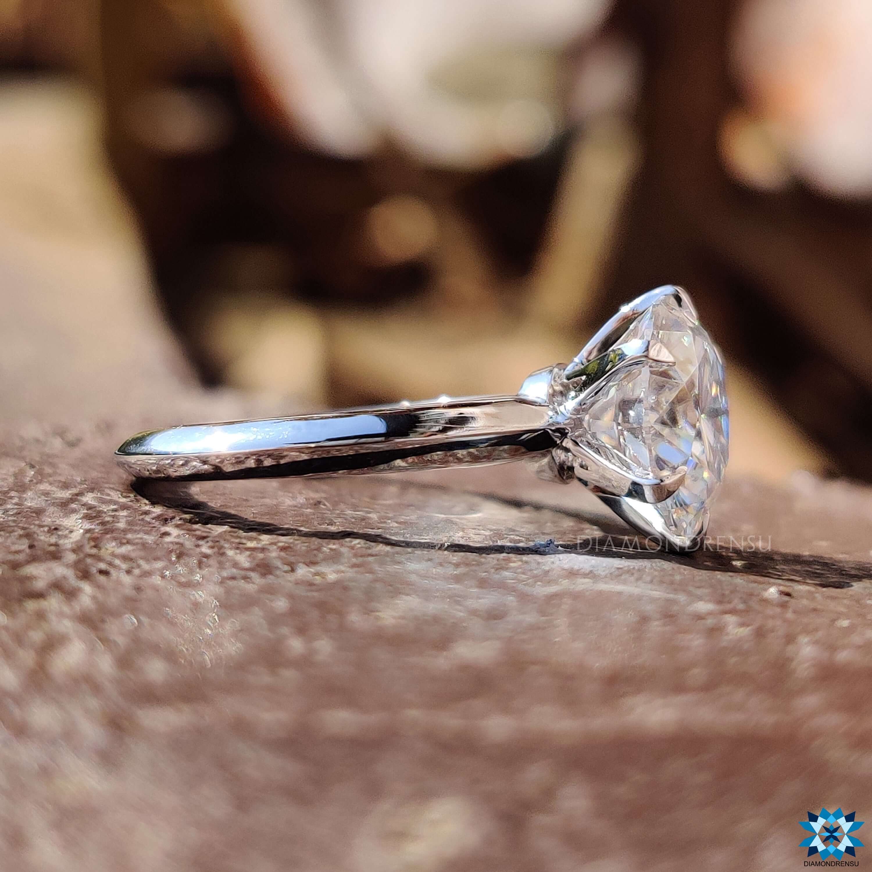 solitaire engagement ring - diamondrensu