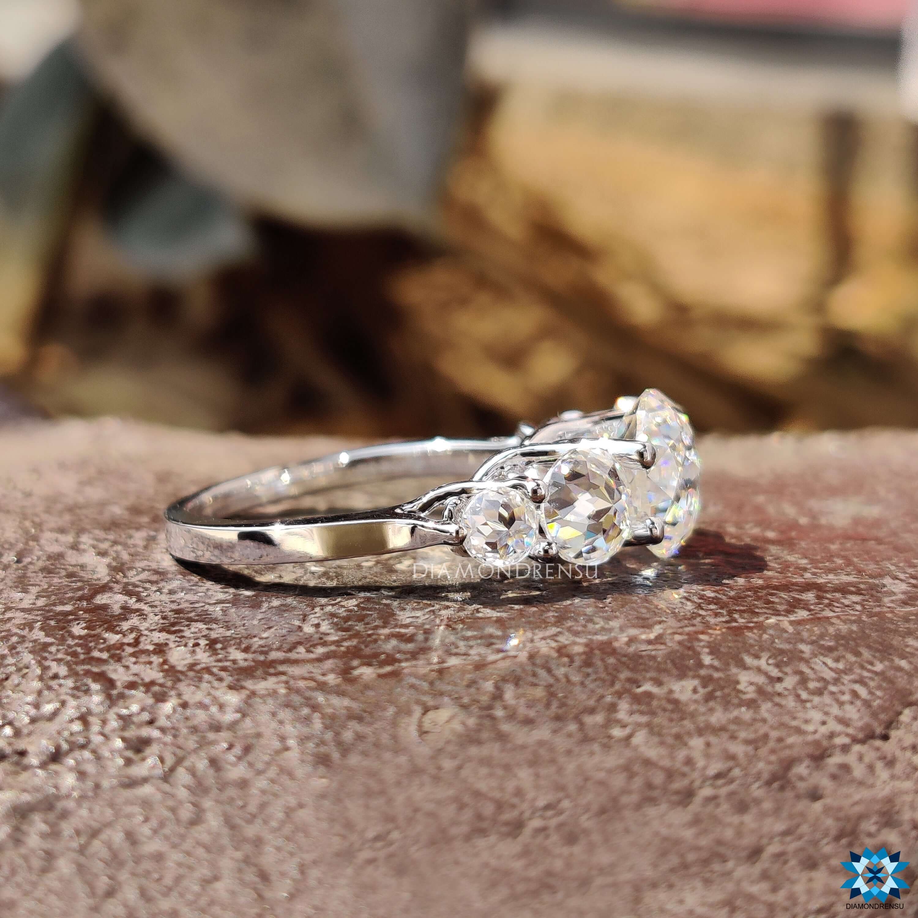 moissanite engagement rings - diamondrensu