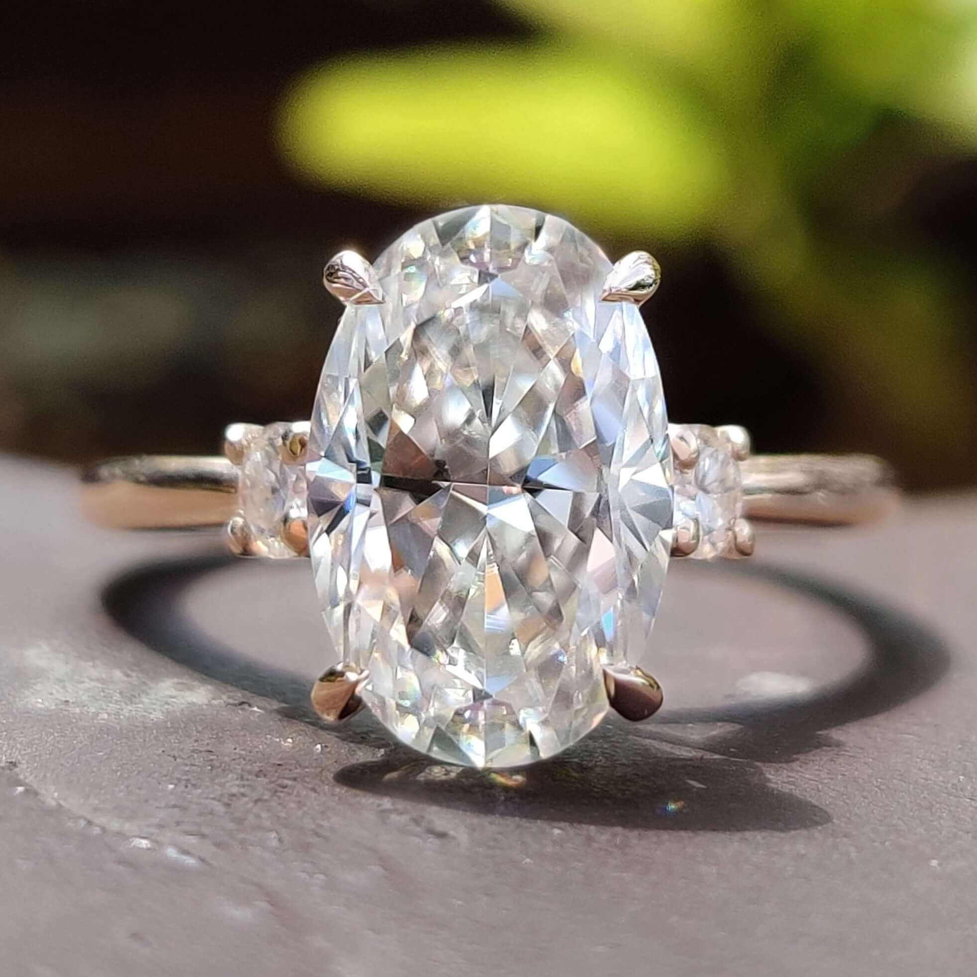 moissanite engagement ring - diamondrensu