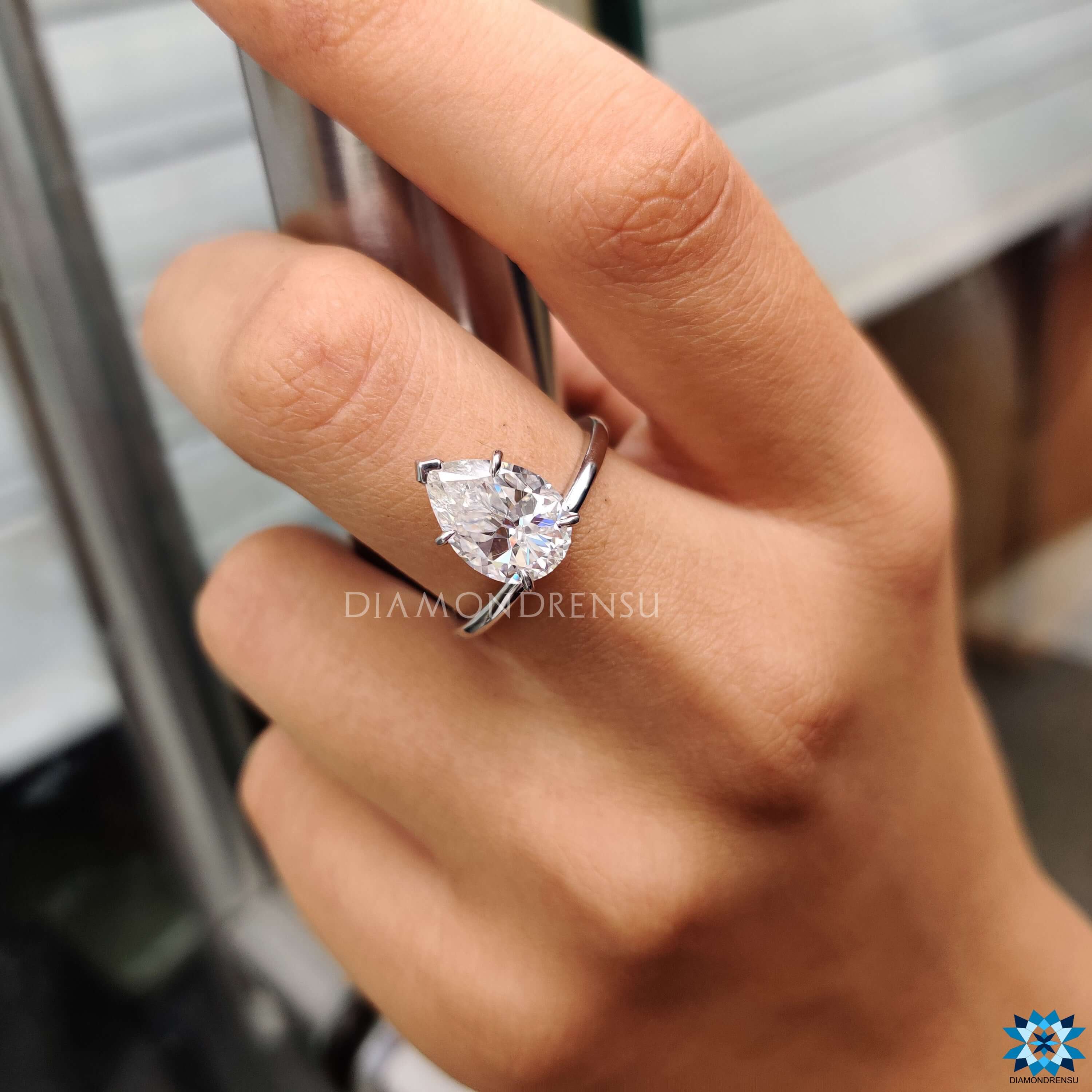 moissanite engagement rings - diamondrensu