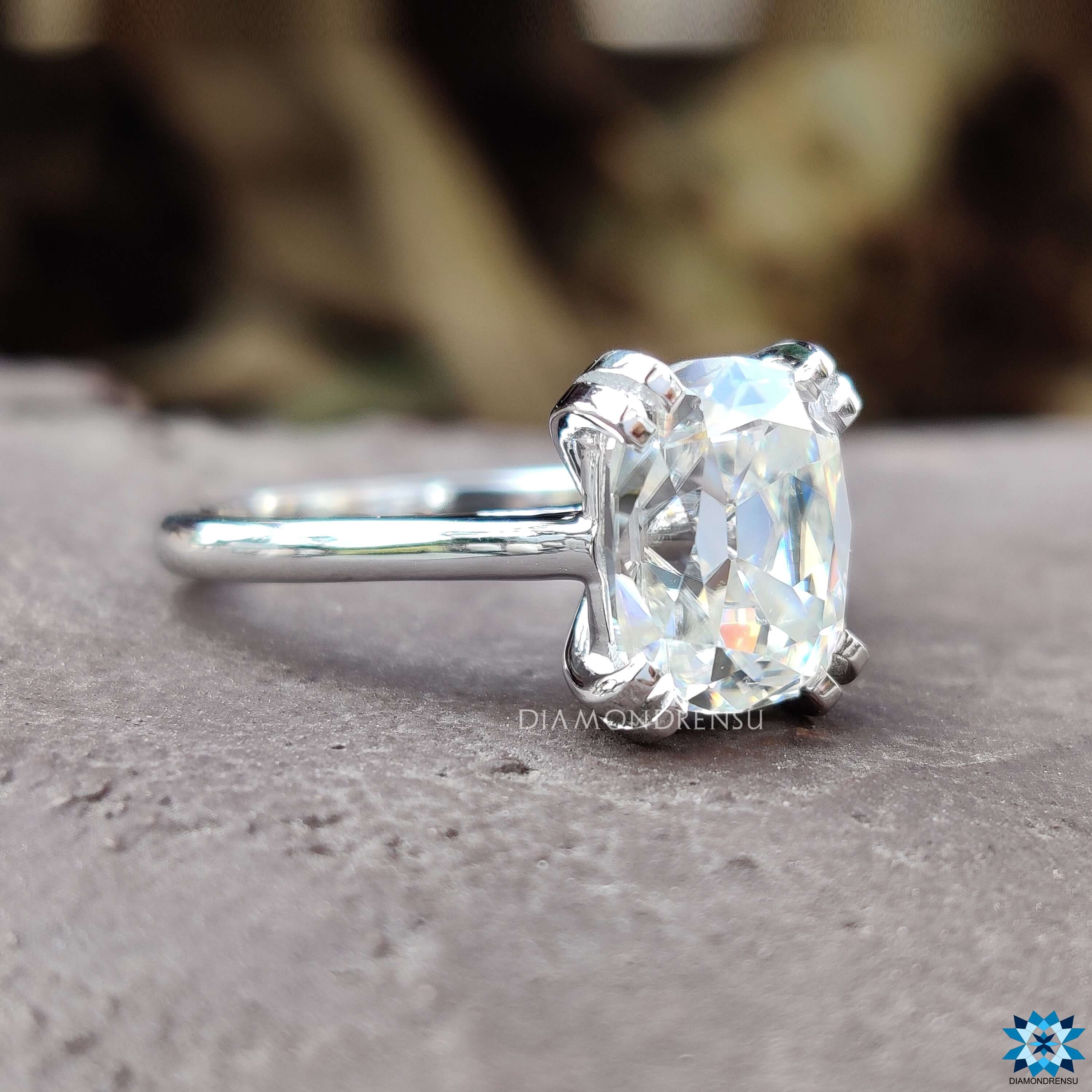 solitaire moissanite engagement ring - diamondrensu