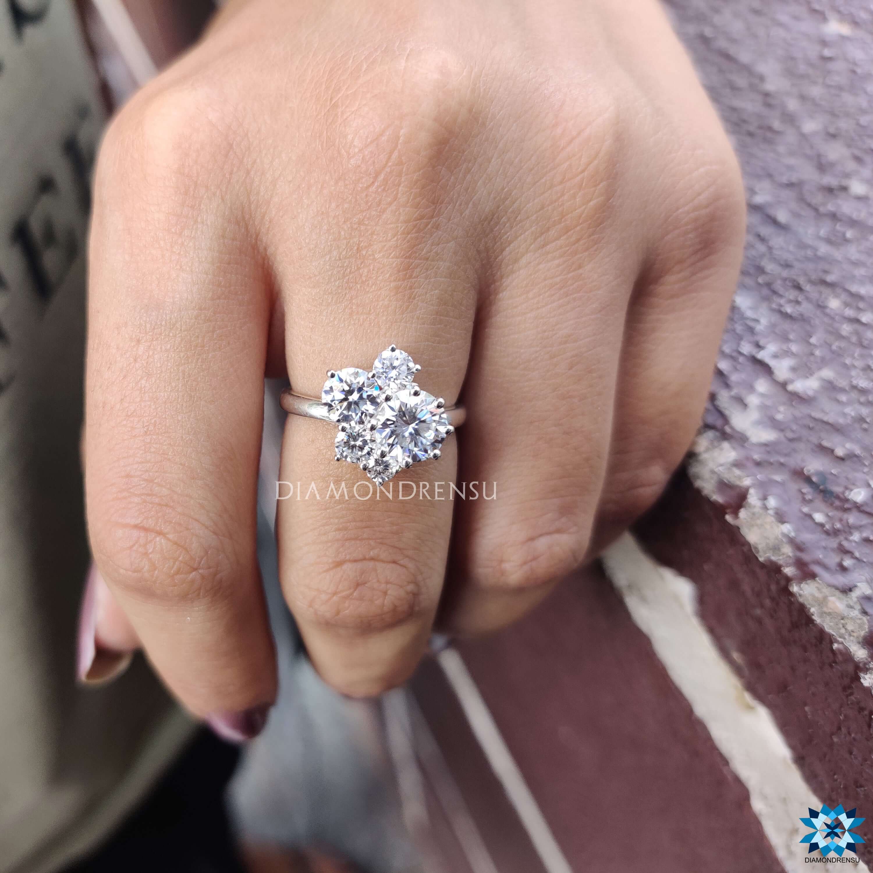 moissanite engagement rings - diamondrensu