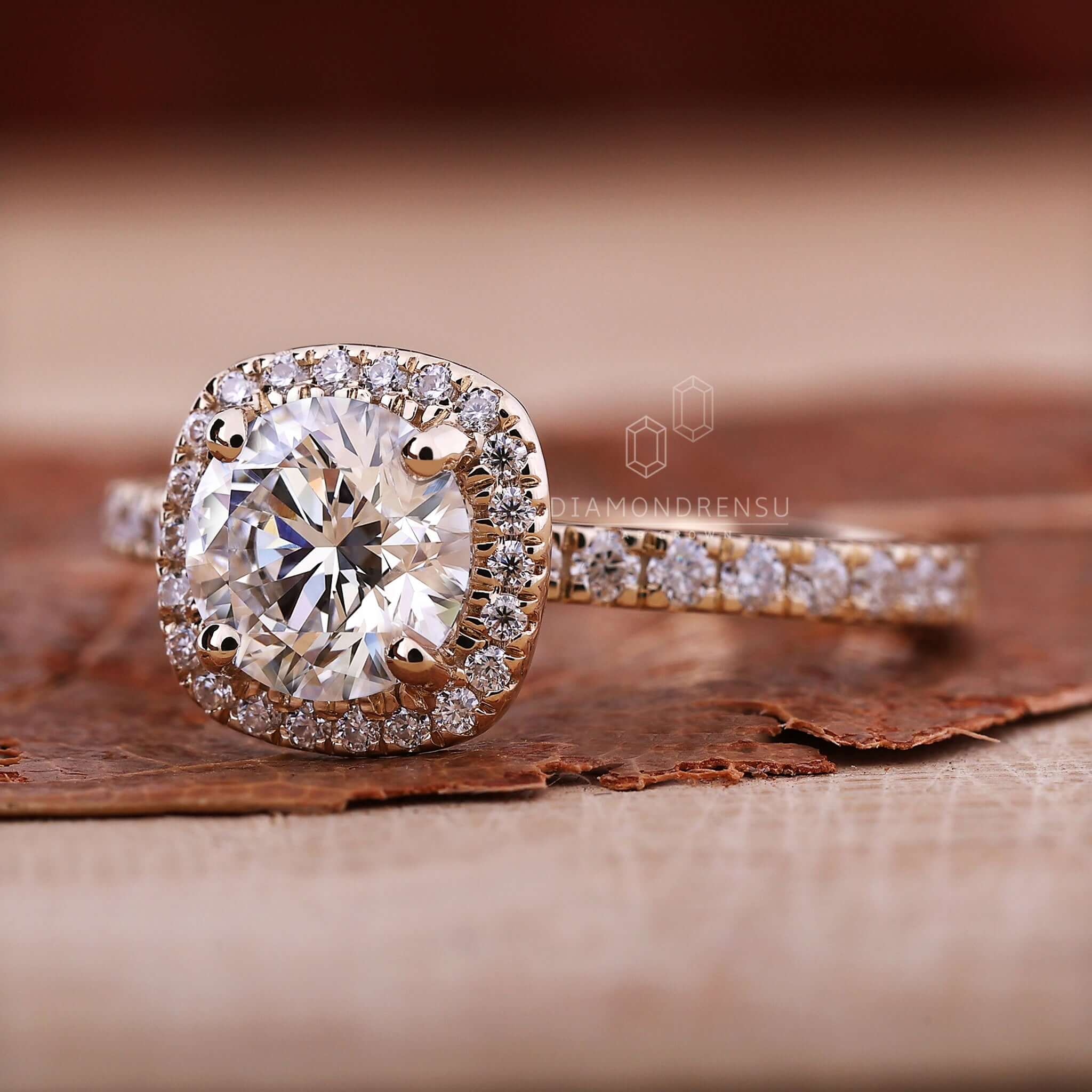 diamond halo ring