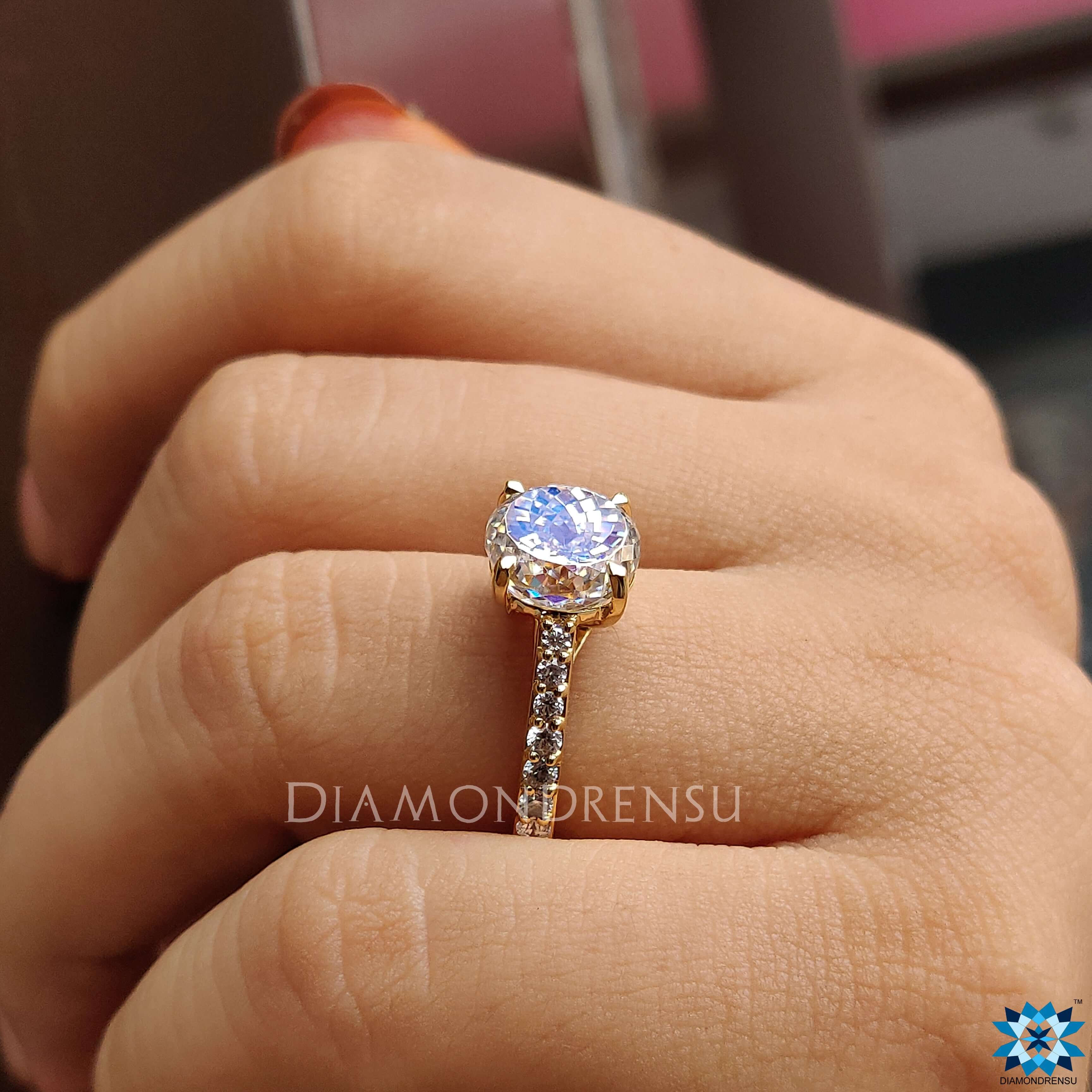 moissanite rings - diamondrensu