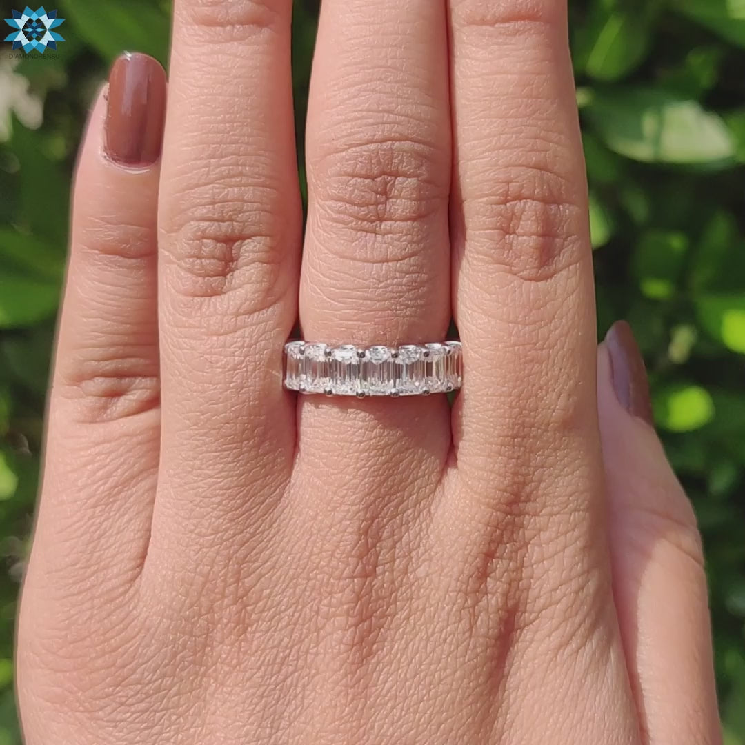 Emerald Eternity Band - Trellis Setting