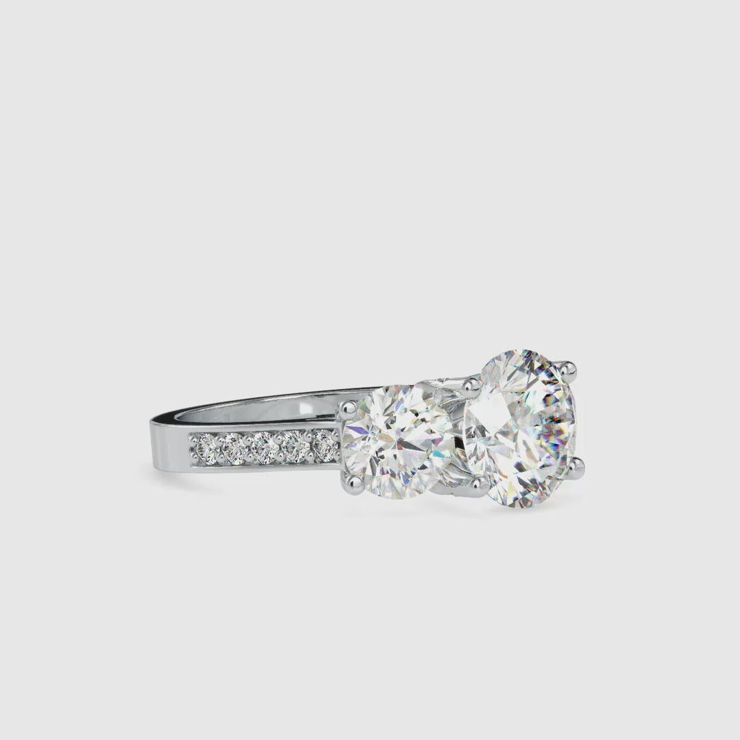 Round Cut Diamond Ring With Stunning Three Stone Setting