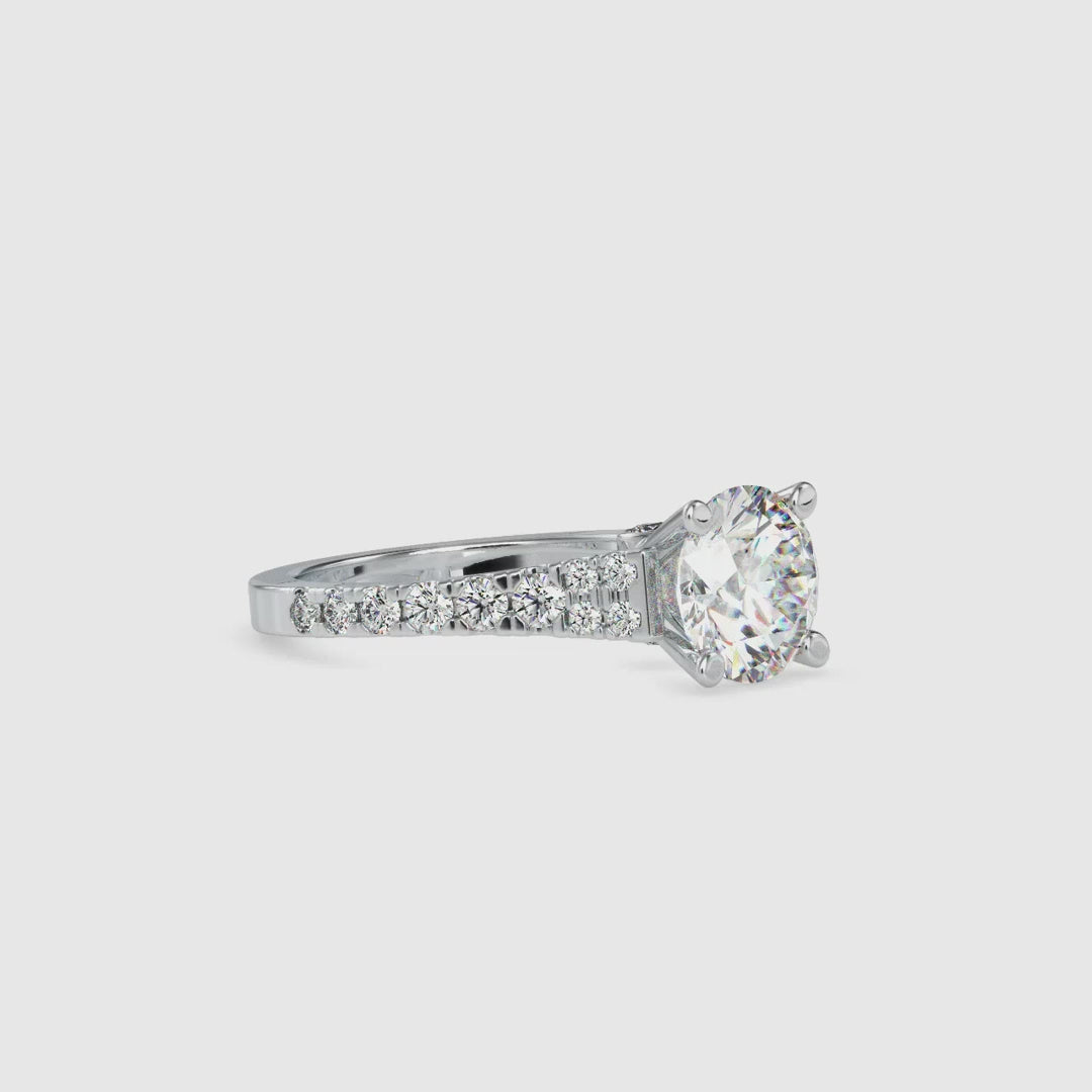 2 Carat Round Diamond Ring in a Classic Look