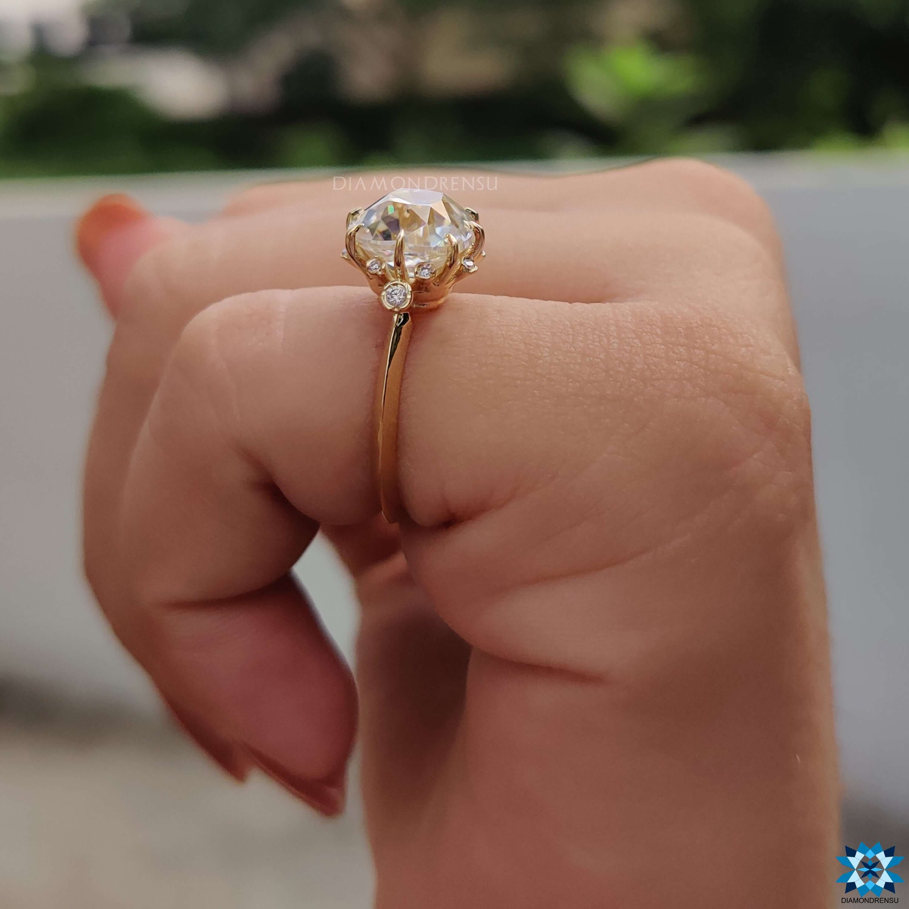 custom engagement rings - diamondrensu