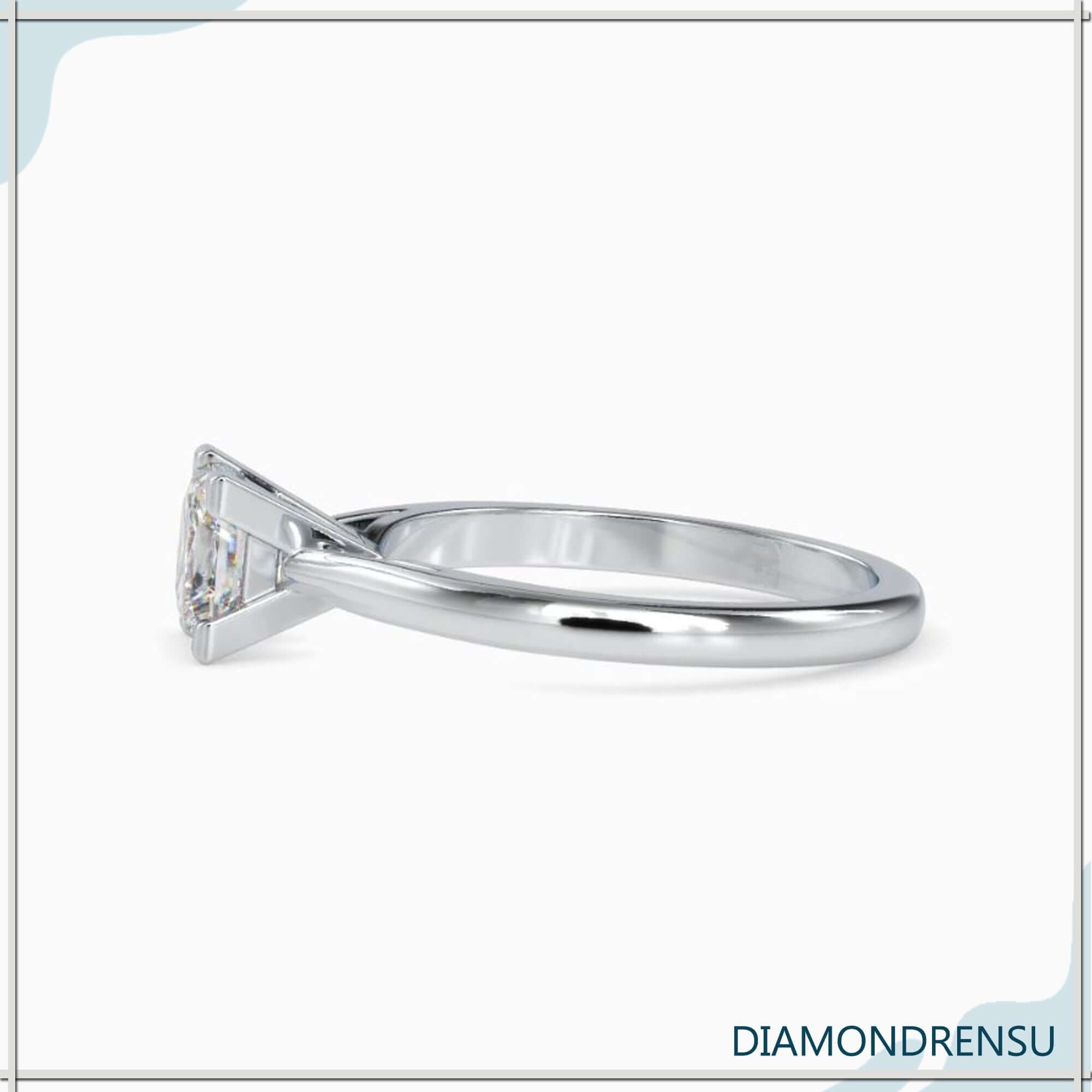 Gorgeous v prong setting on a princess cut diamond engagement ring for modern elegance.