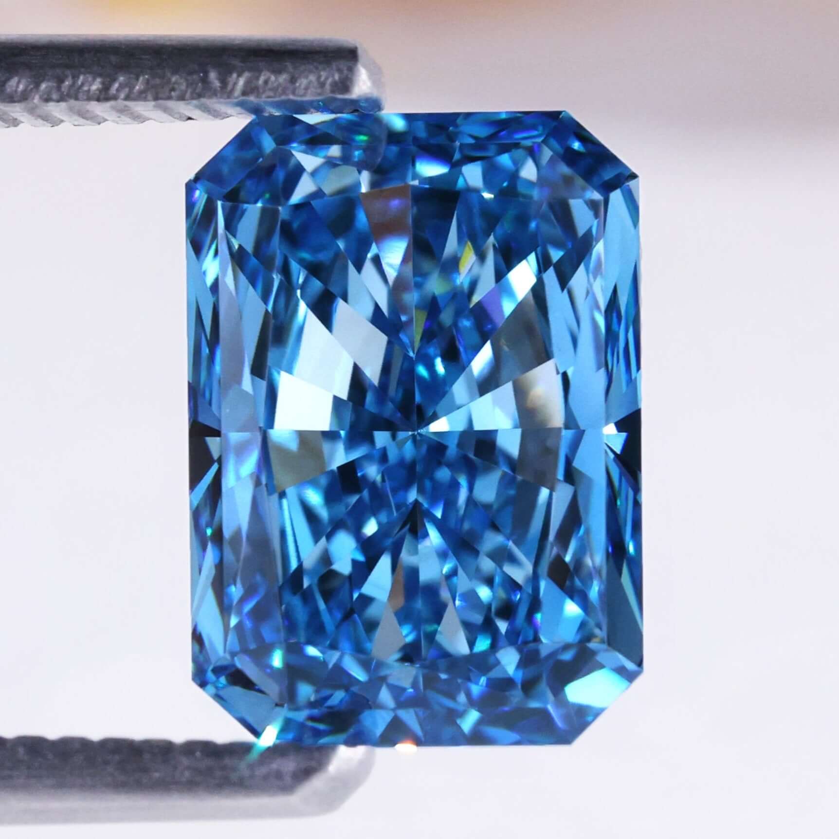 radiant cut lab grown diamond