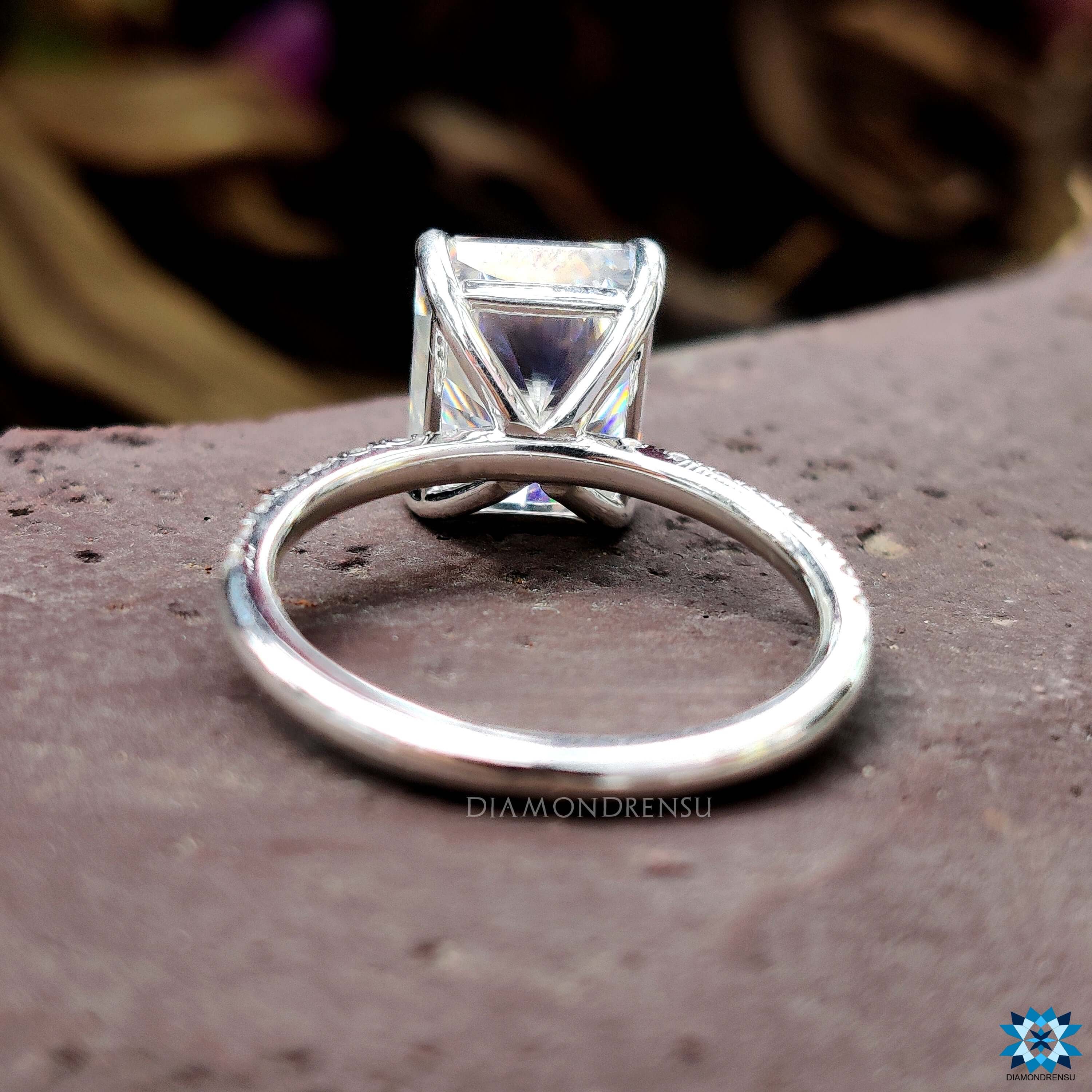 moissanite rings - diamondrensu